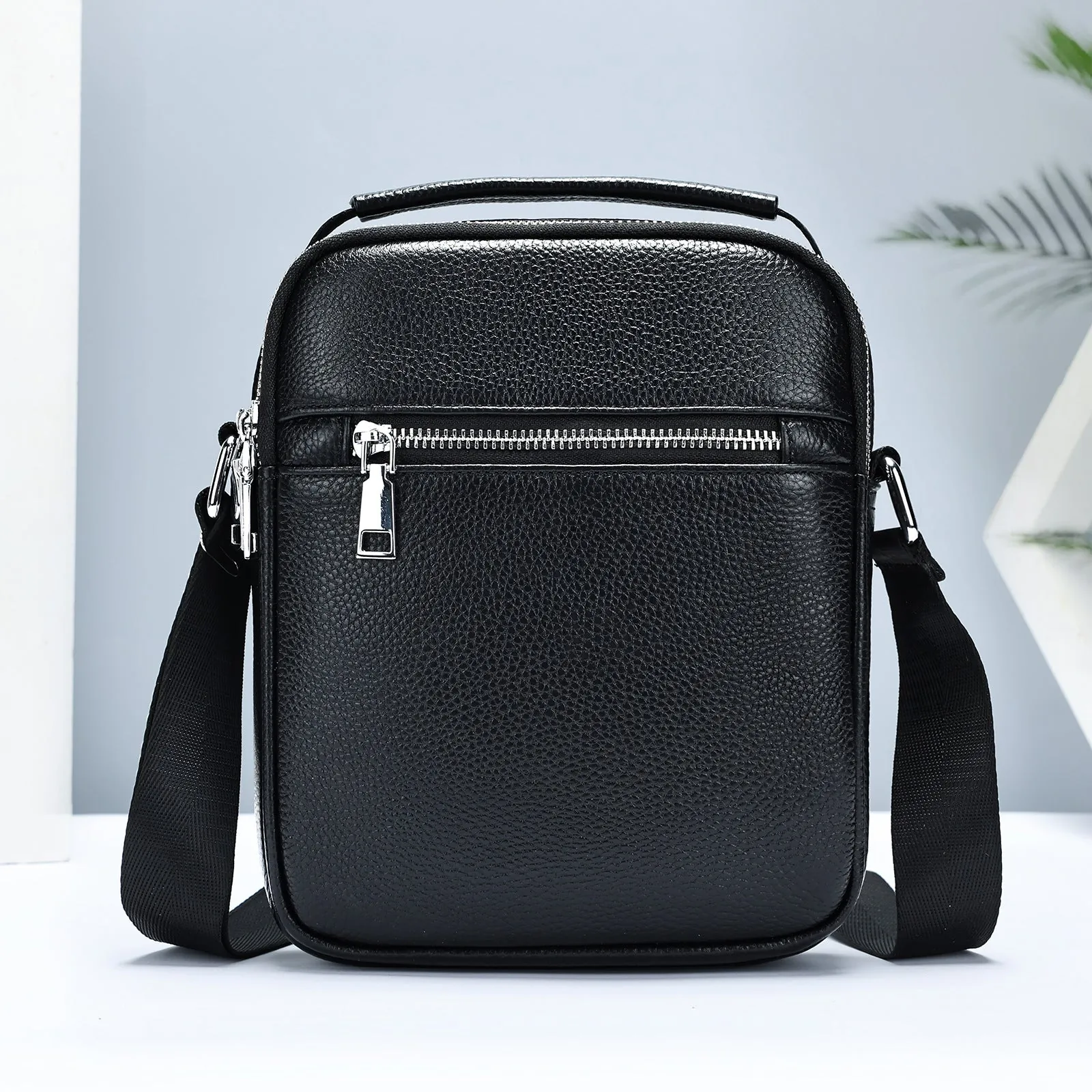 Men's First Layer Cowhide Crossbody Bag