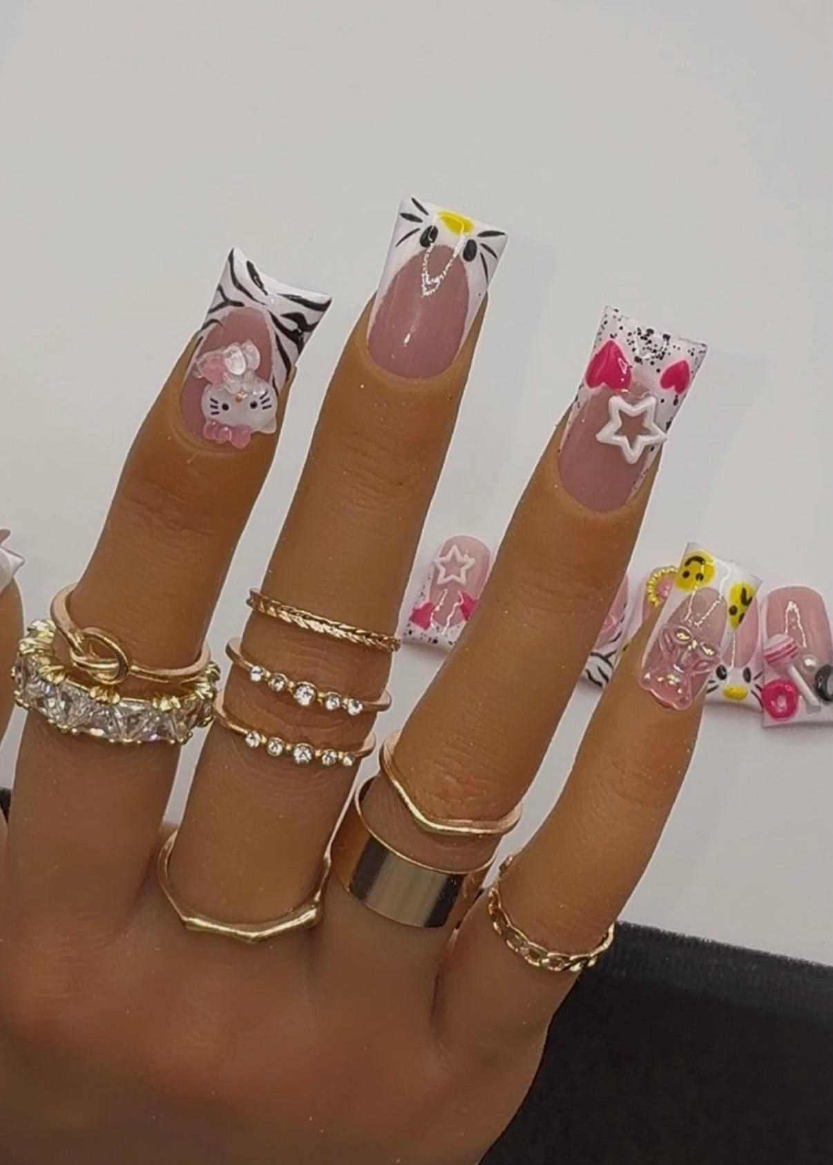 Custom Duck nails, view 2