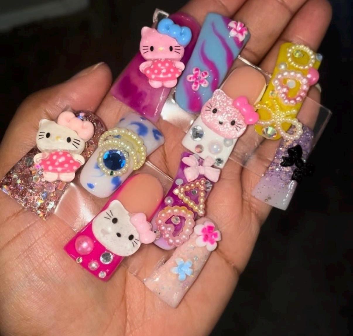 Custom Duck nails, view 5
