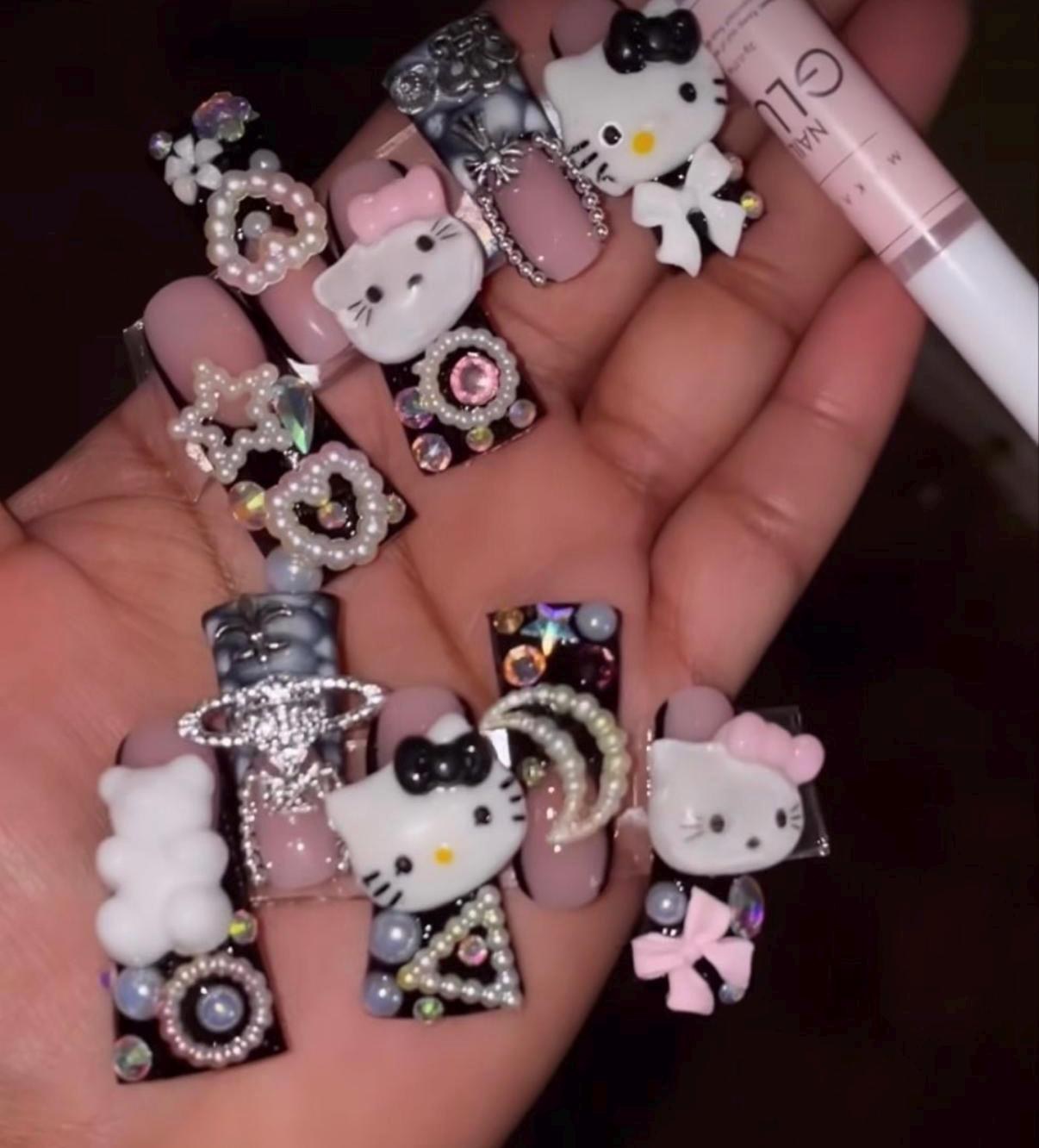Custom Duck nails, view 6