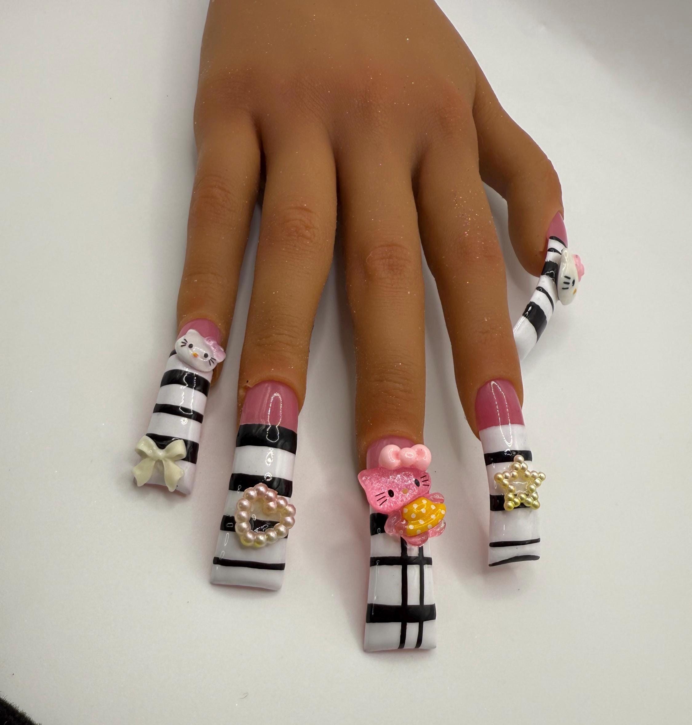 3xl acrylic duck freestyle nails, view 3