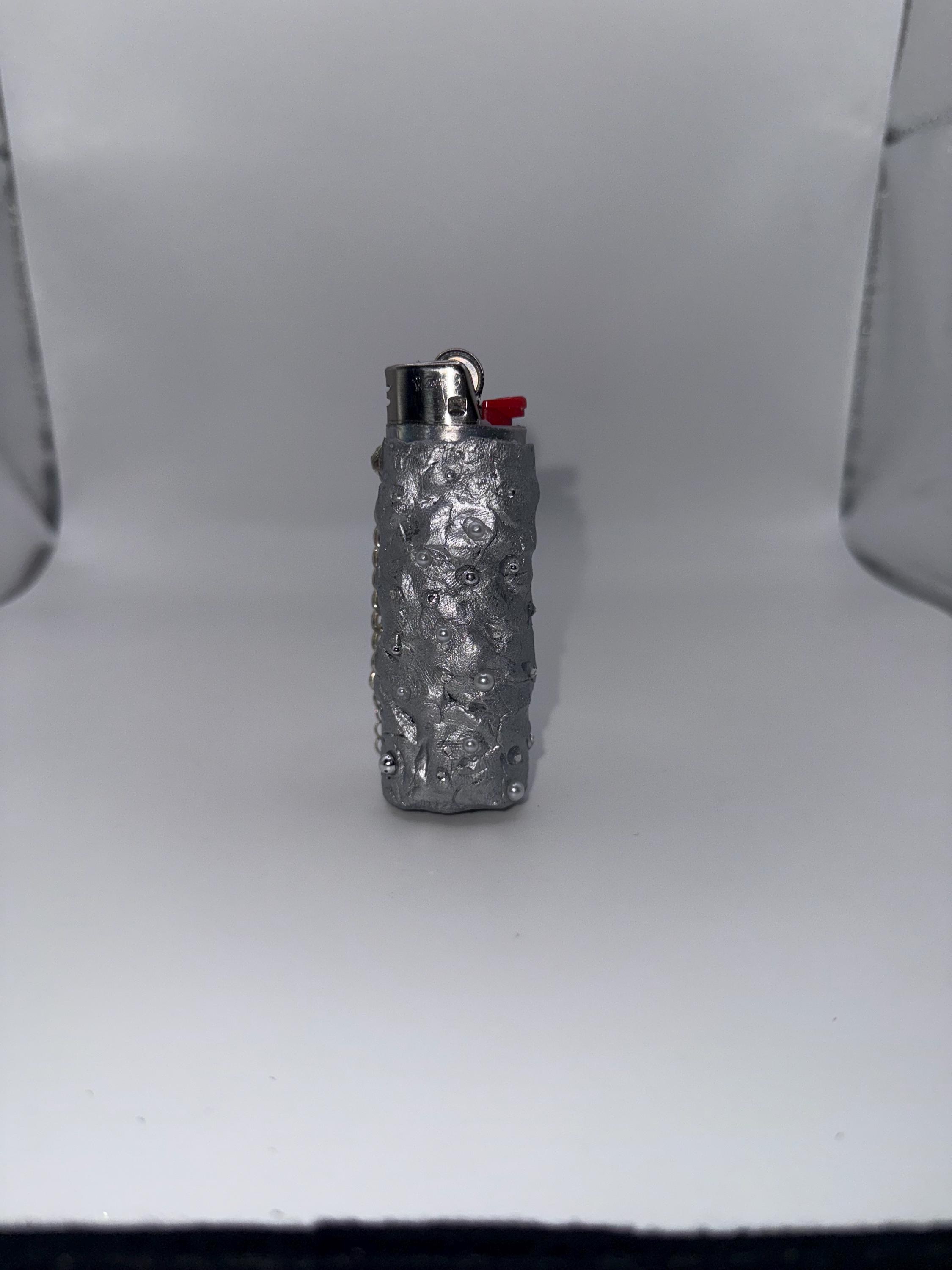 Custom lighter case, view 7