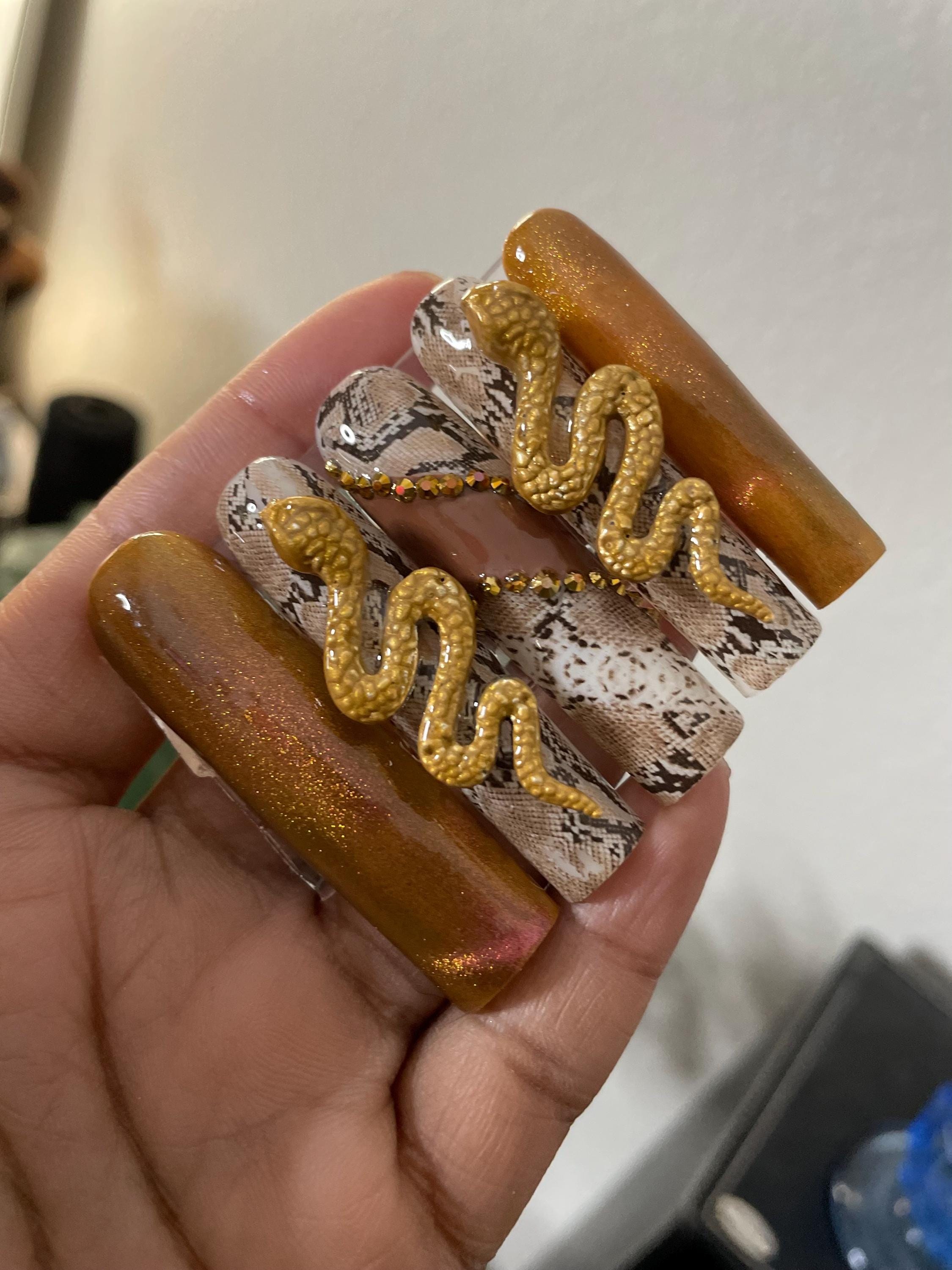 2XL acrylic snake freestyle, view 4