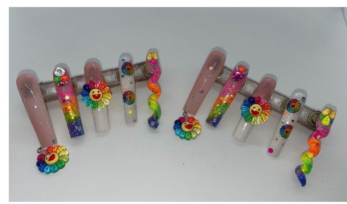 Happy flower acrylic nails, view 3