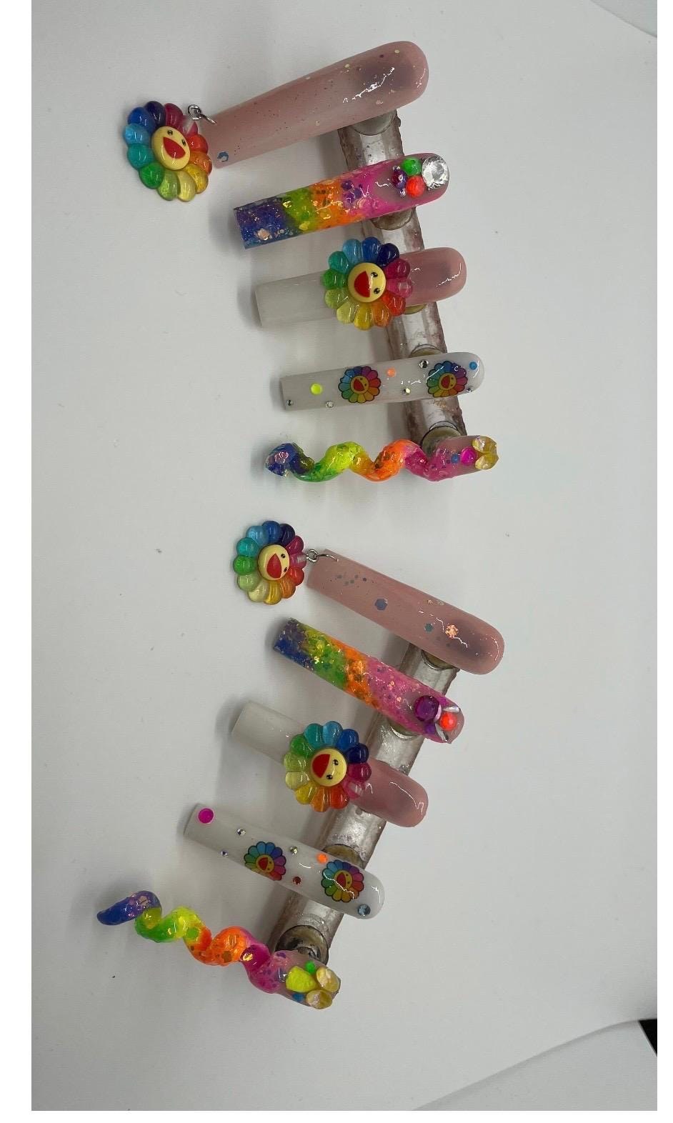 Happy flower acrylic nails, view 4