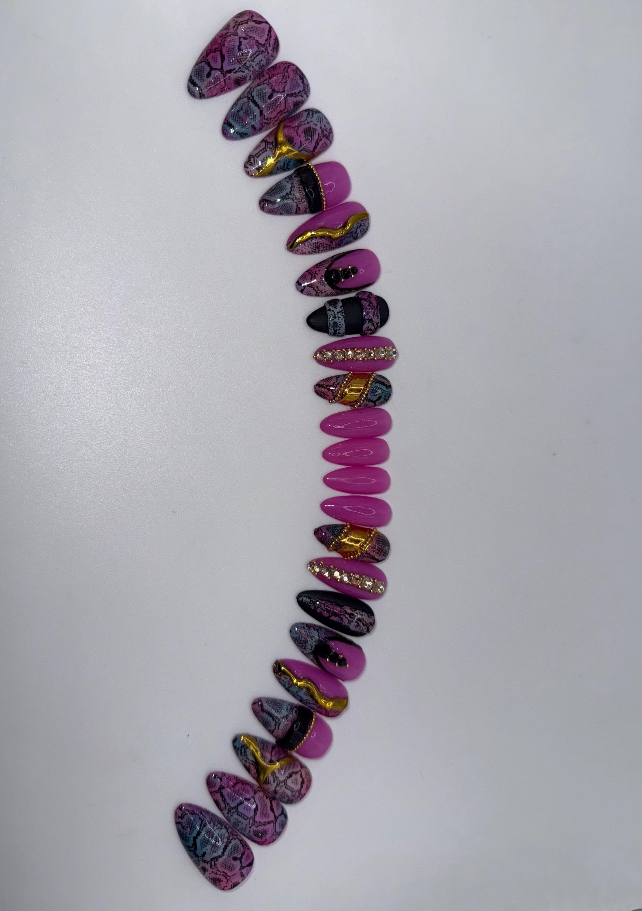 Almond snake freestyle, view 2