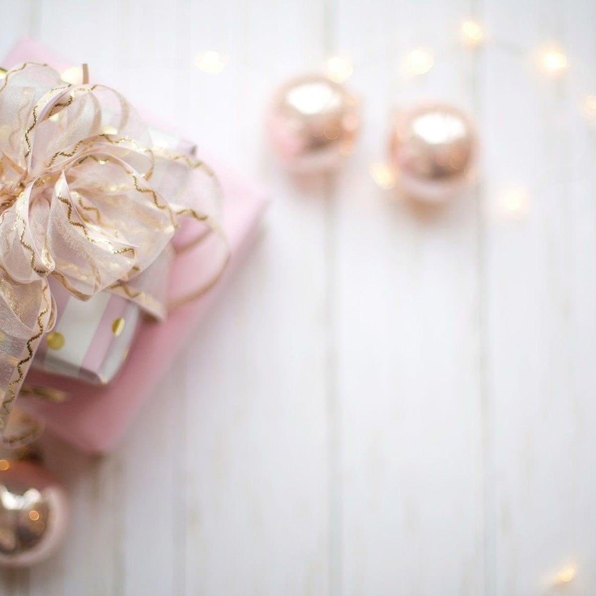 Pink gift card for Gracie Moo Candles, featuring elegant branding and decorative design, perfect for candle gift giving.
