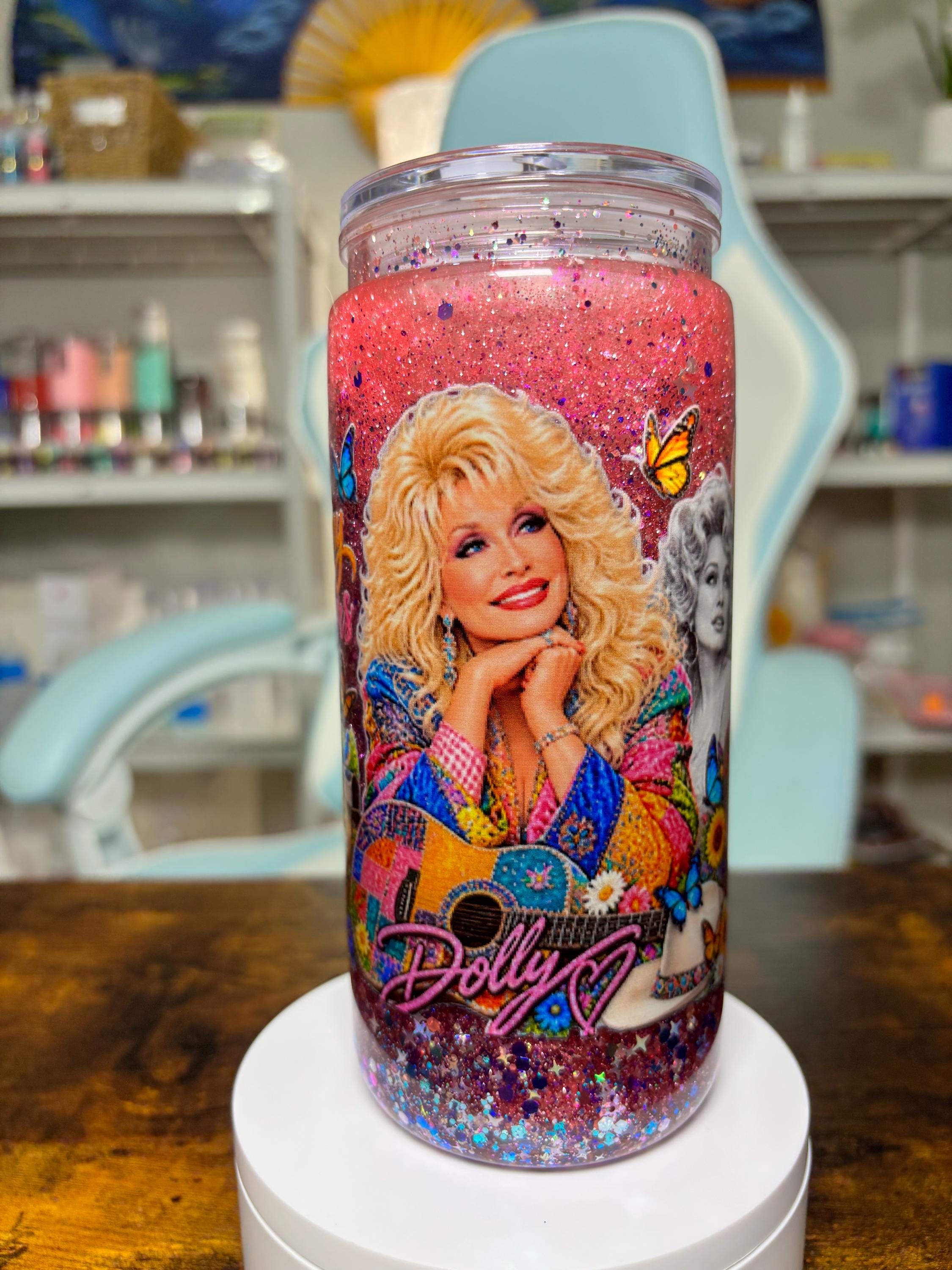 Dolly Parton 20oz Dreamscape Waterfall Snow Globe Tumbler, Coat of Many Colors Pink Glitter Country Music Cup