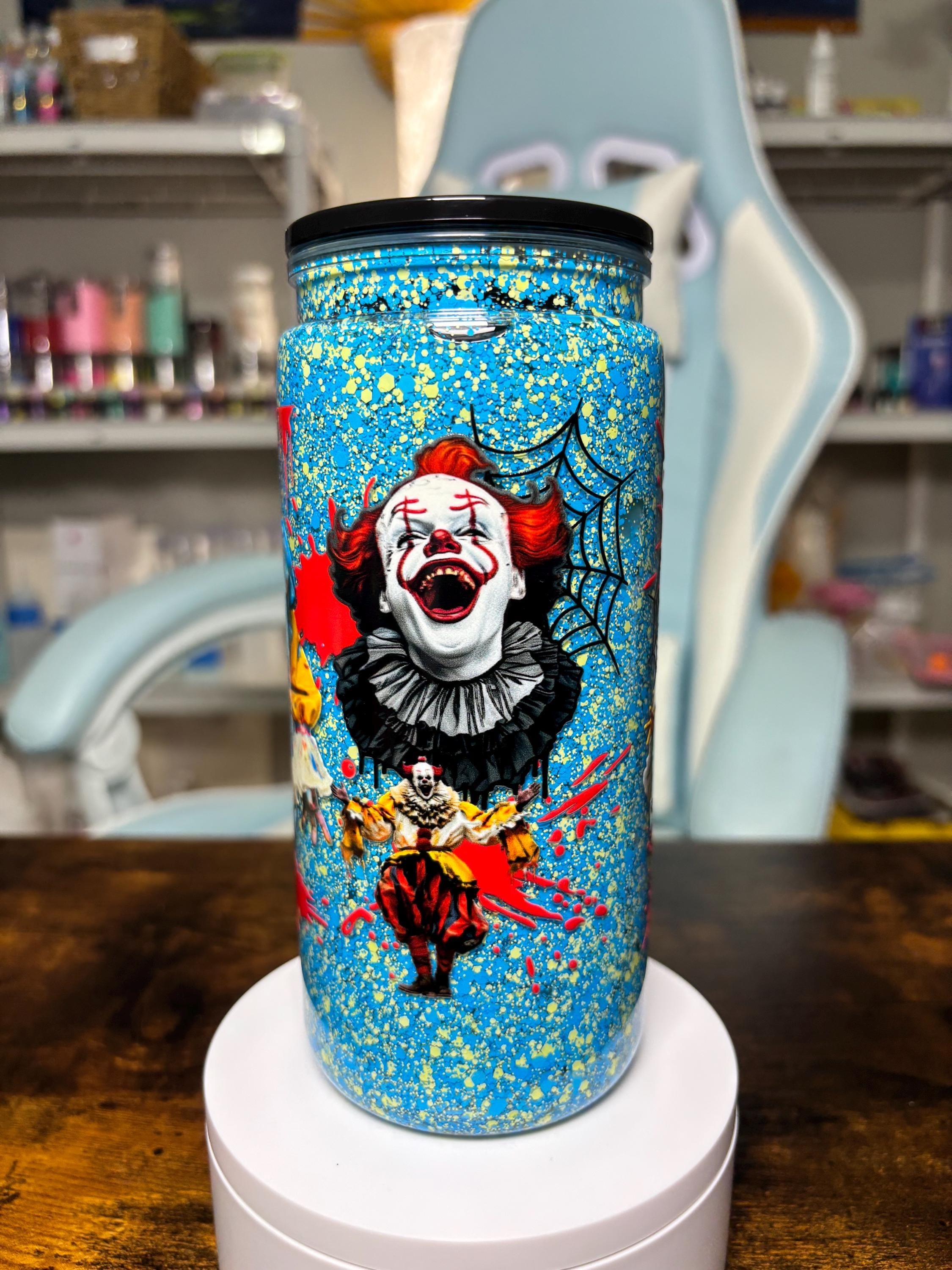 Creepy Clown 20oz Slow Flow Glitter Tumbler, Horror Snowglobe Cup, Scary Clown Tumbler, Halloween Horror Cup, Creepy Circus Gift