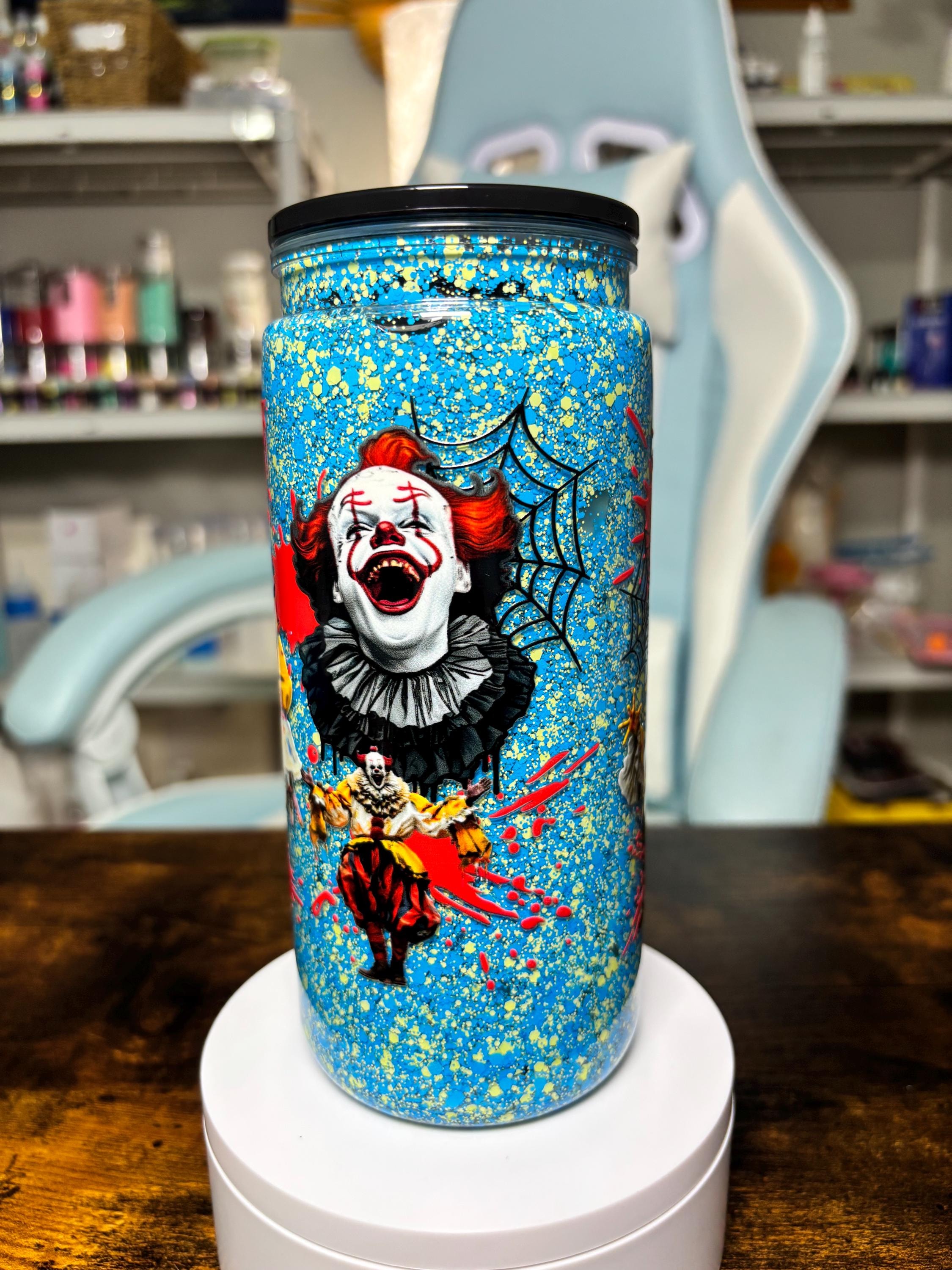 Creepy Clown 20oz Slow Flow Glitter Tumbler, Horror Snowglobe Cup, Scary Clown Tumbler, Halloween Horror Cup, Creepy Circus Gift