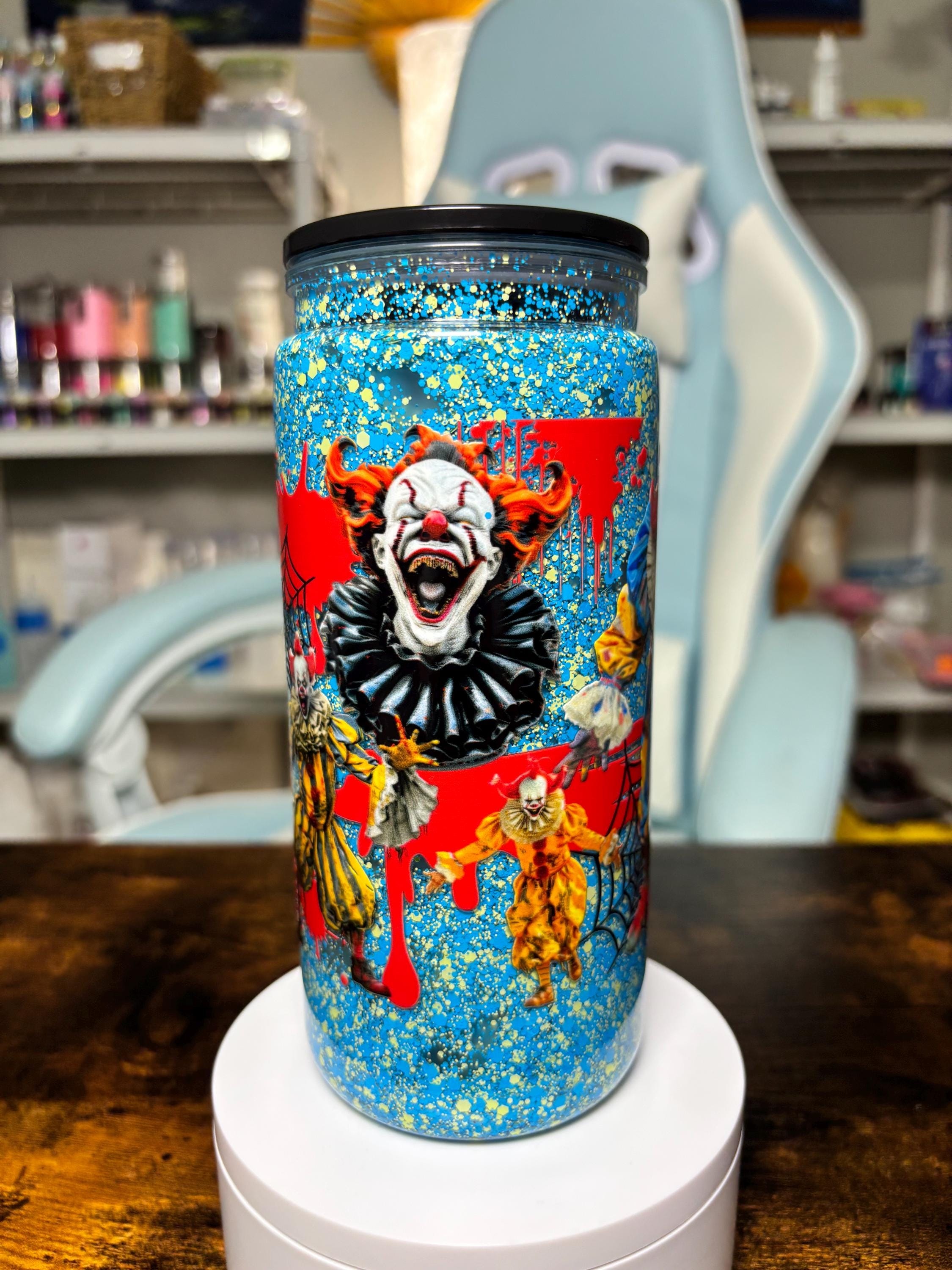 Creepy Clown 20oz Slow Flow Glitter Tumbler, Horror Snowglobe Cup, Scary Clown Tumbler, Halloween Horror Cup, Creepy Circus Gift