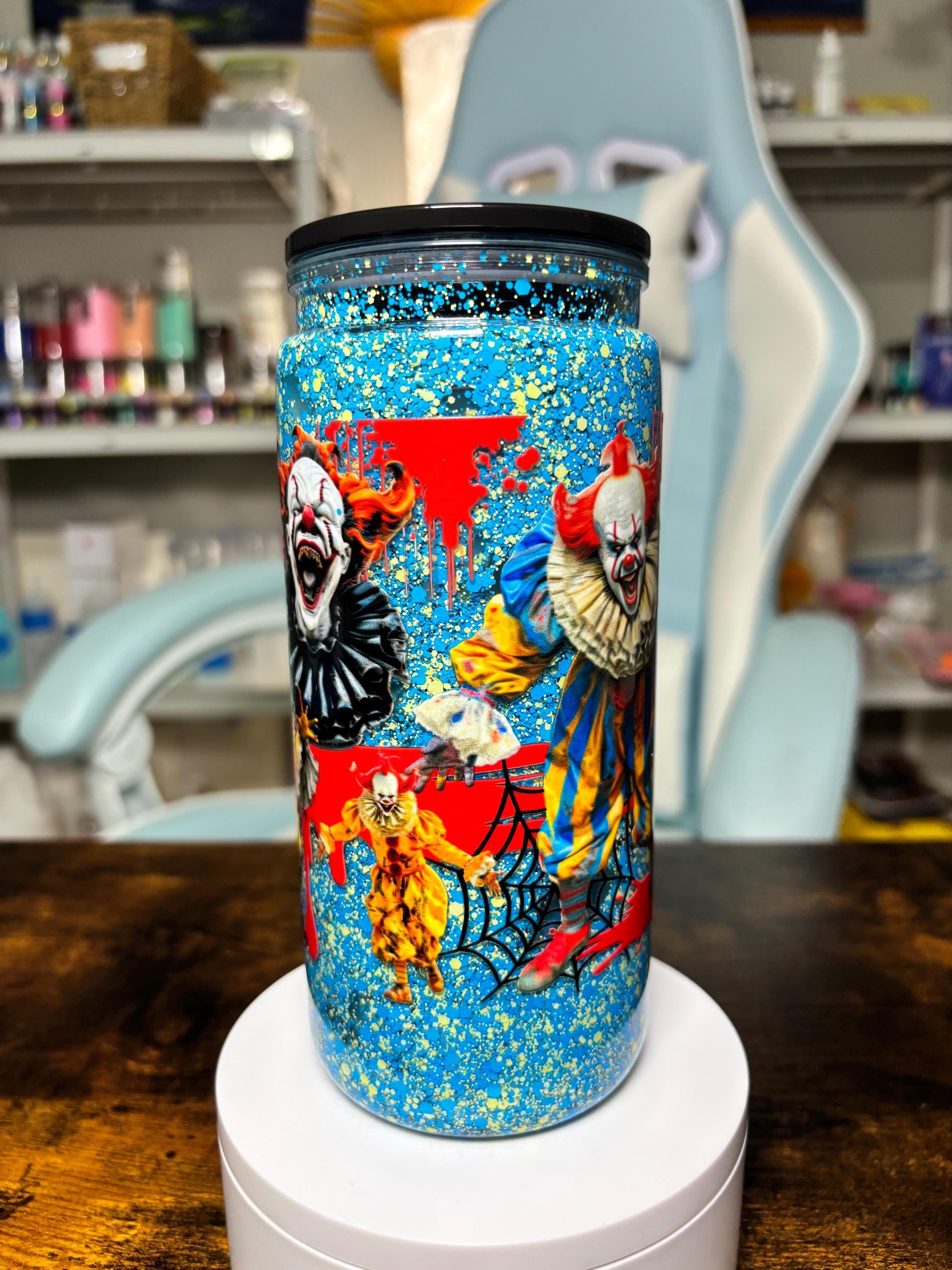 Creepy Clown 20oz Slow Flow Glitter Tumbler, Horror Snowglobe Cup, Scary Clown Tumbler, Halloween Horror Cup, Creepy Circus Gift