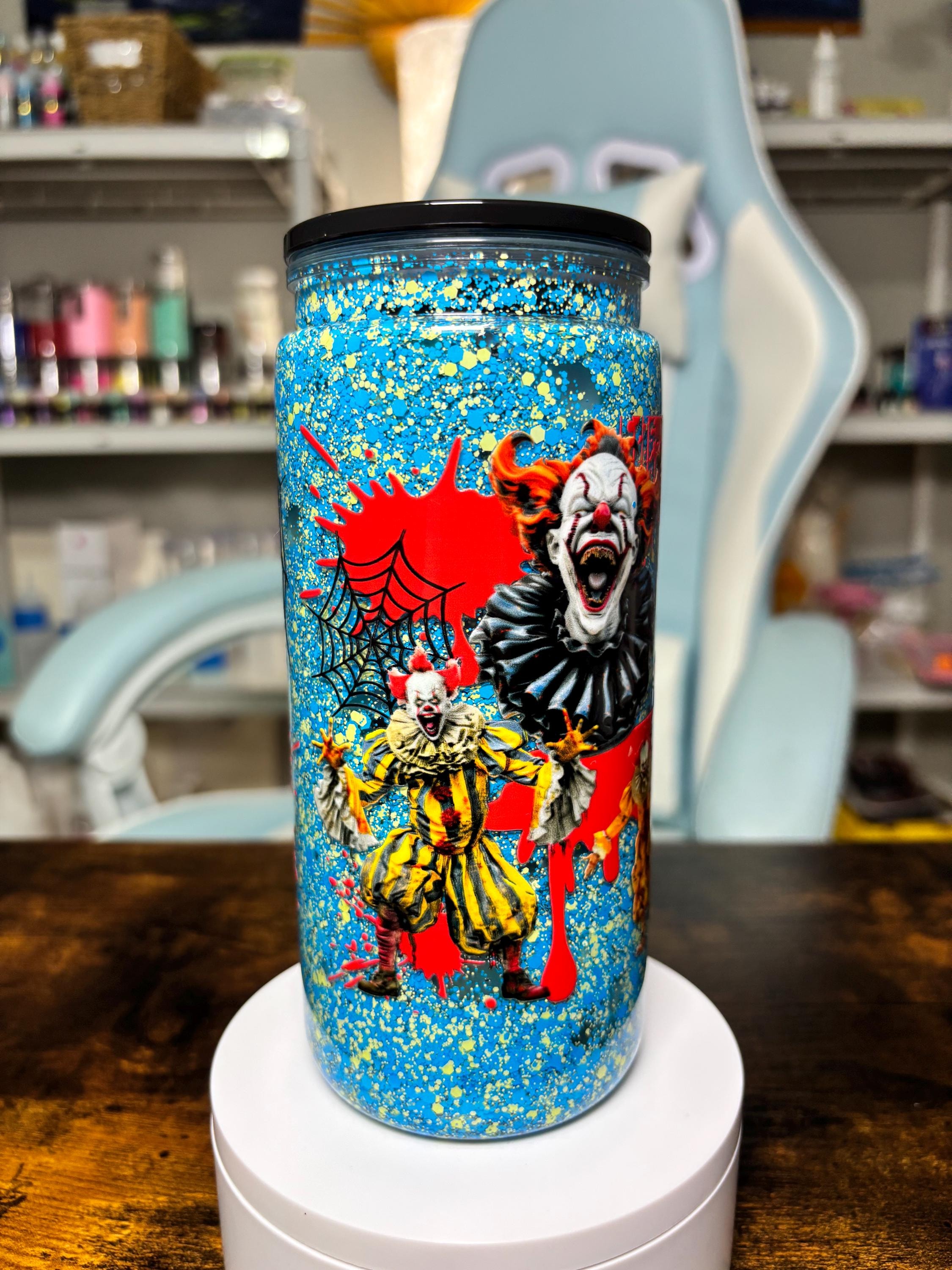 Creepy Clown 20oz Slow Flow Glitter Tumbler, Horror Snowglobe Cup, Scary Clown Tumbler, Halloween Horror Cup, Creepy Circus Gift