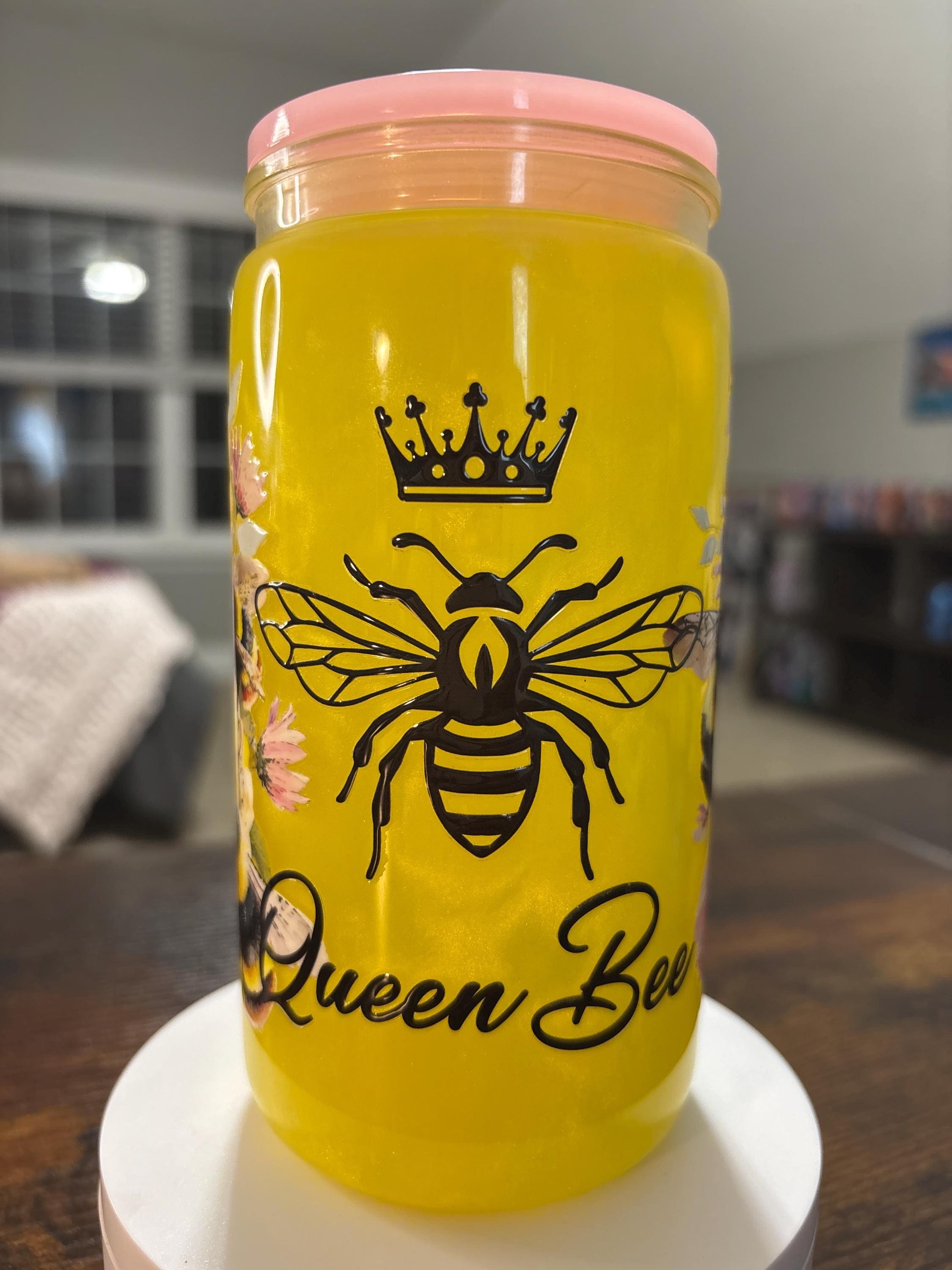 Handmade Queen Bee Snow Globe Tumbler | Glitter, 20oz Cup (Made to Order)