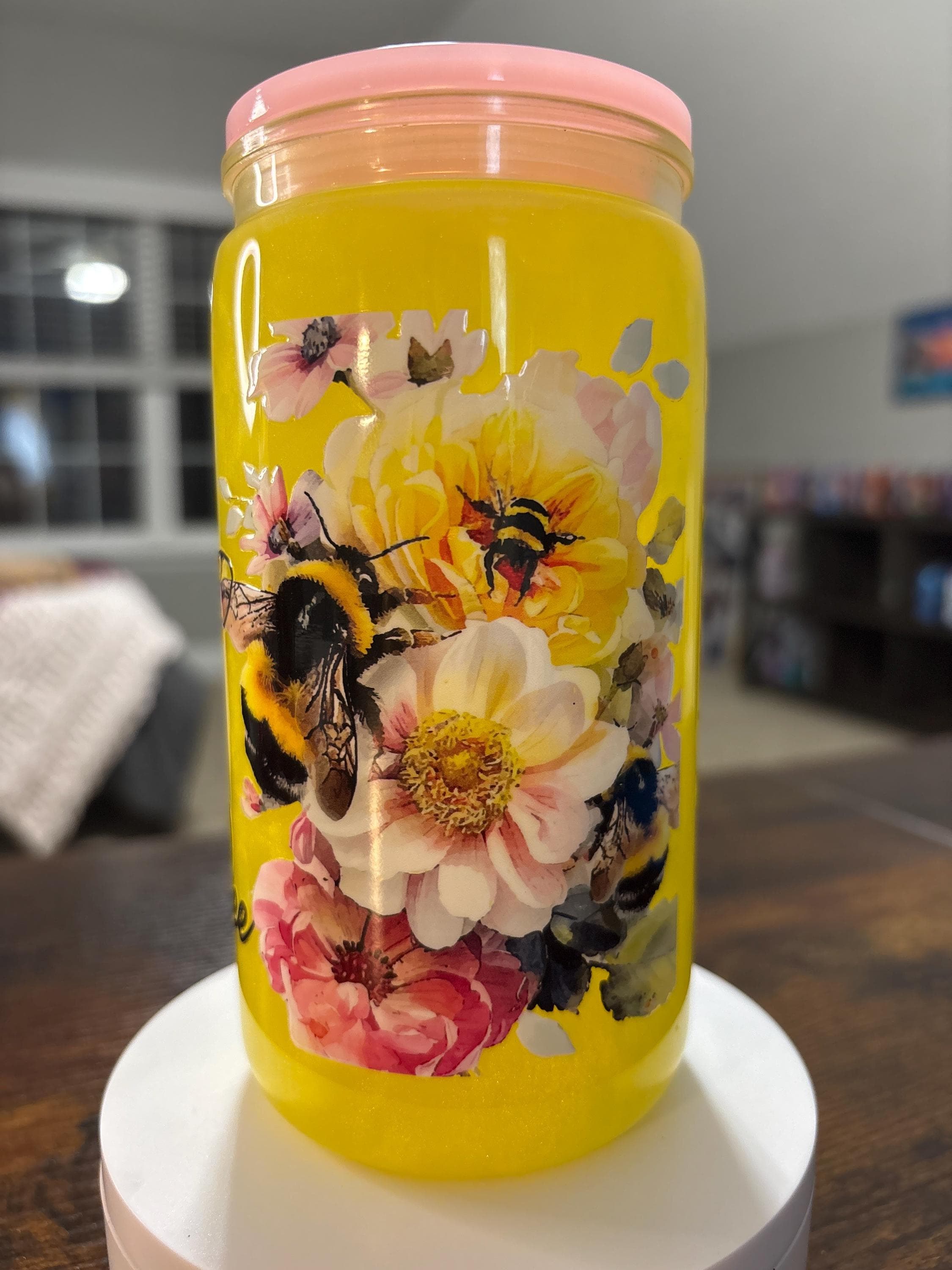 Handmade Queen Bee Snow Globe Tumbler | Glitter, 20oz Cup (Made to Order)