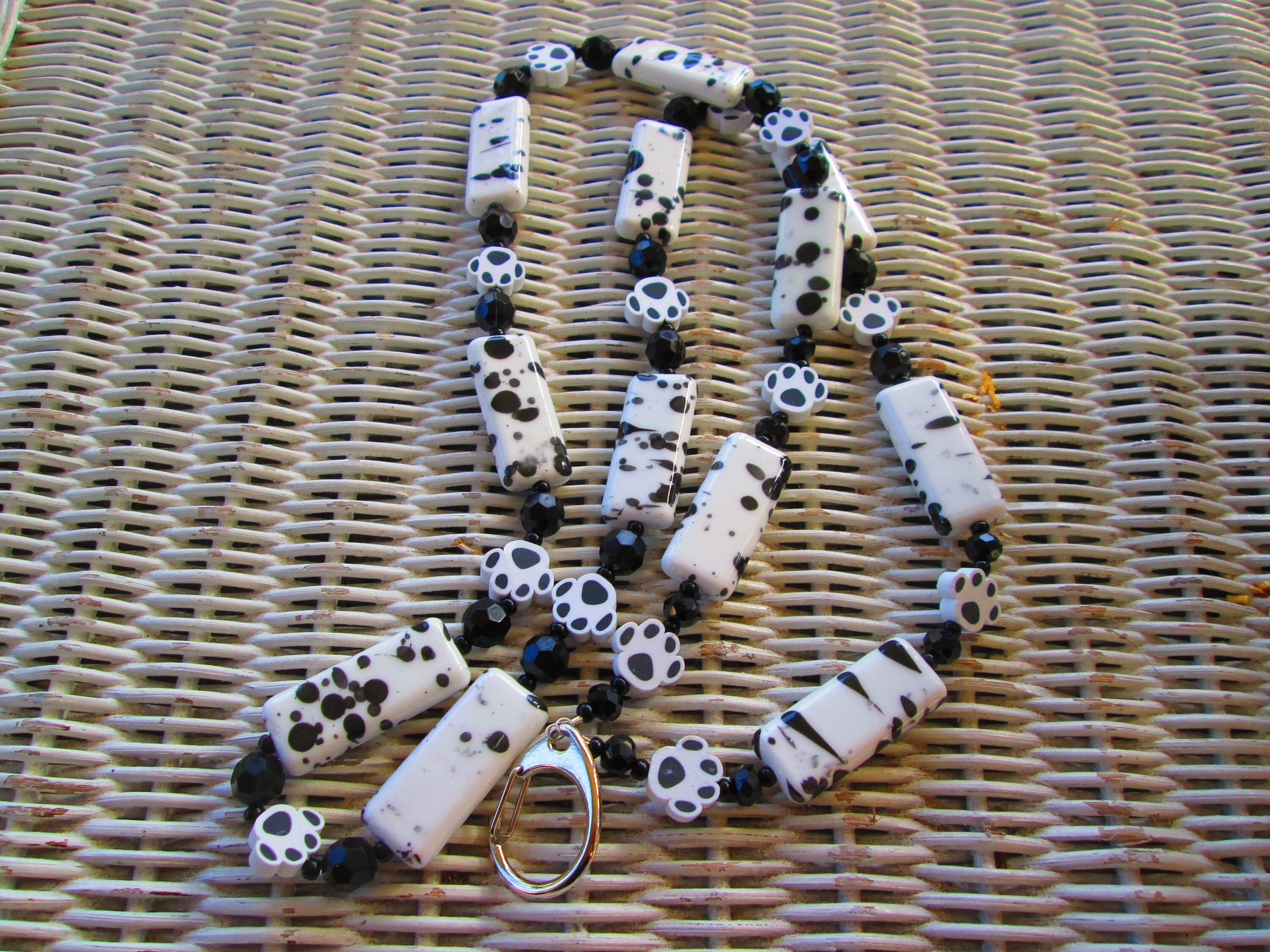 Beaded Lanyard: Dog Paw & Spots, 703, detail 4