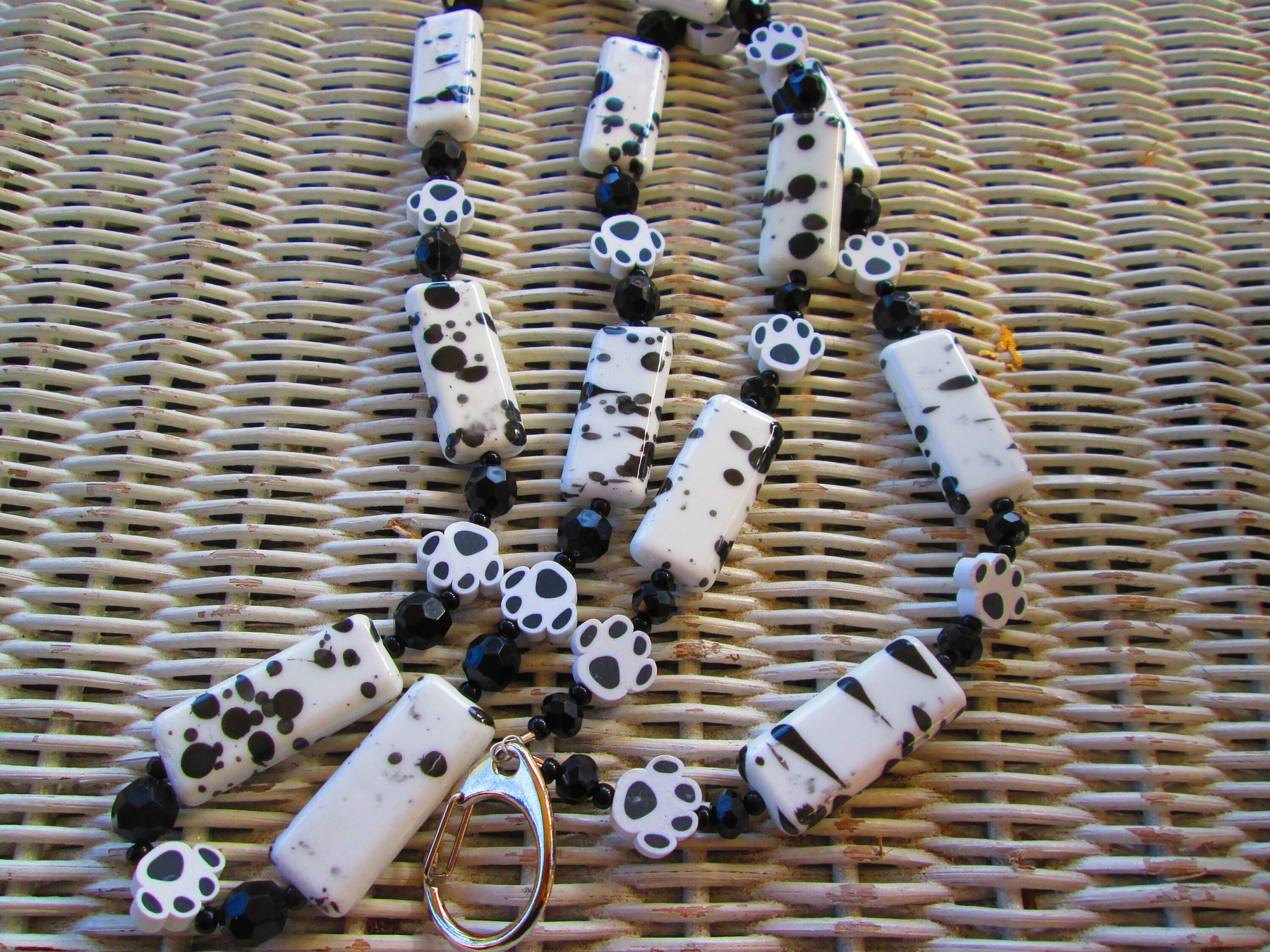 Beaded Lanyard: Dog Paw & Spots, 703, detail 5