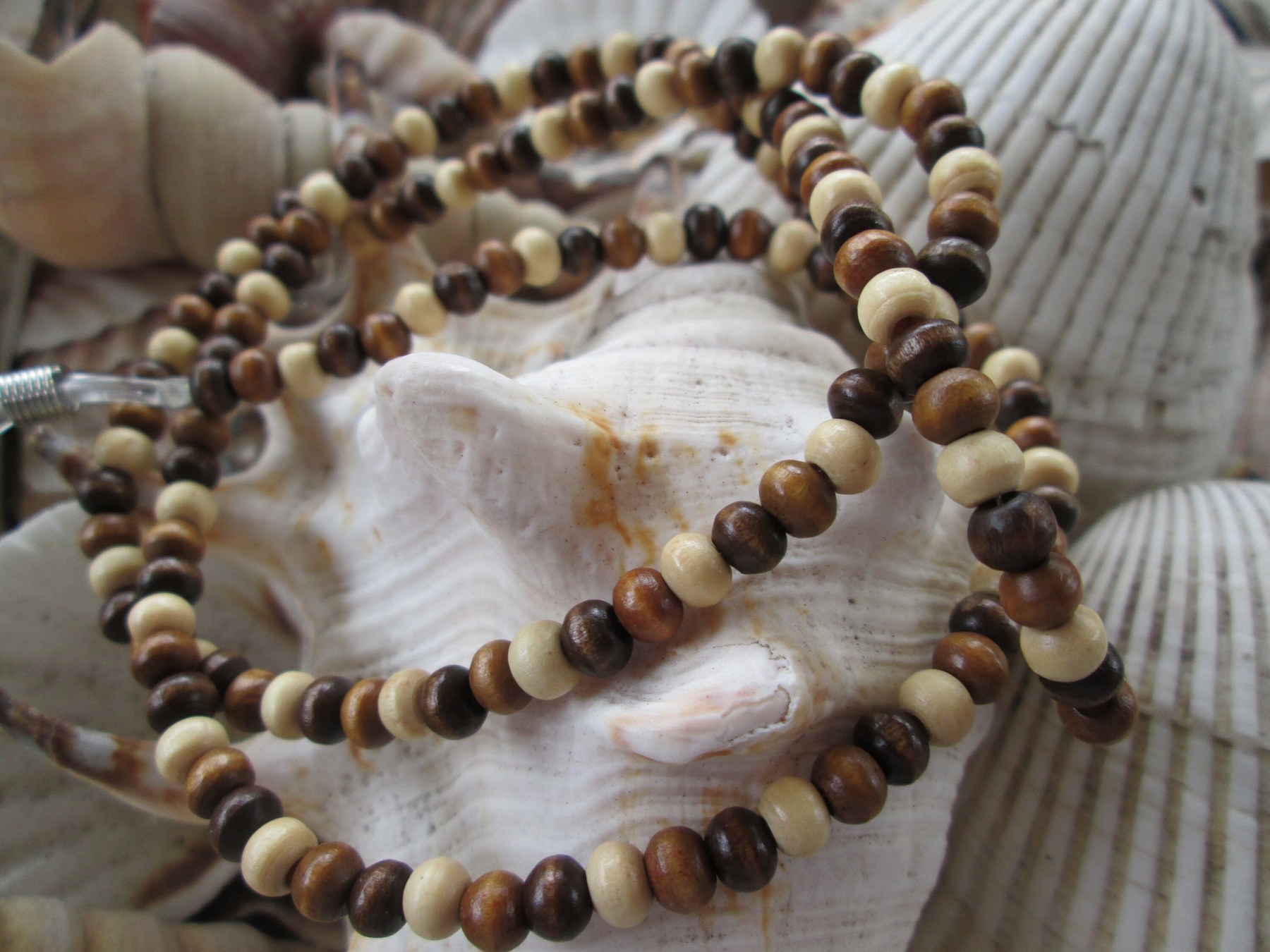 Glasses chain, Earth multi round wood 5mm beads, 1054, detail 5