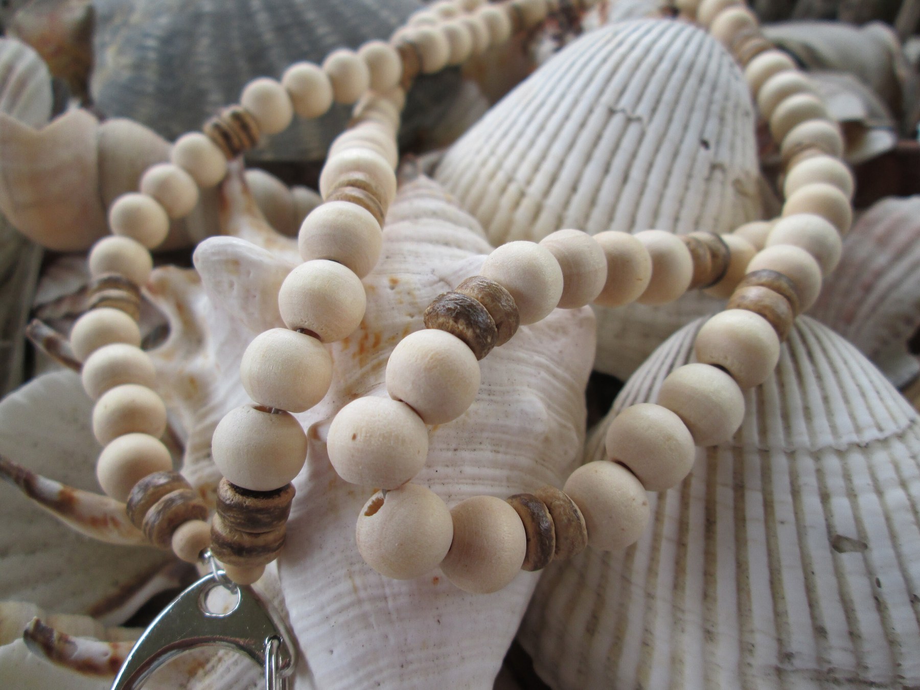 Natural wood 10mm beaded lanyard, 709, detail 2