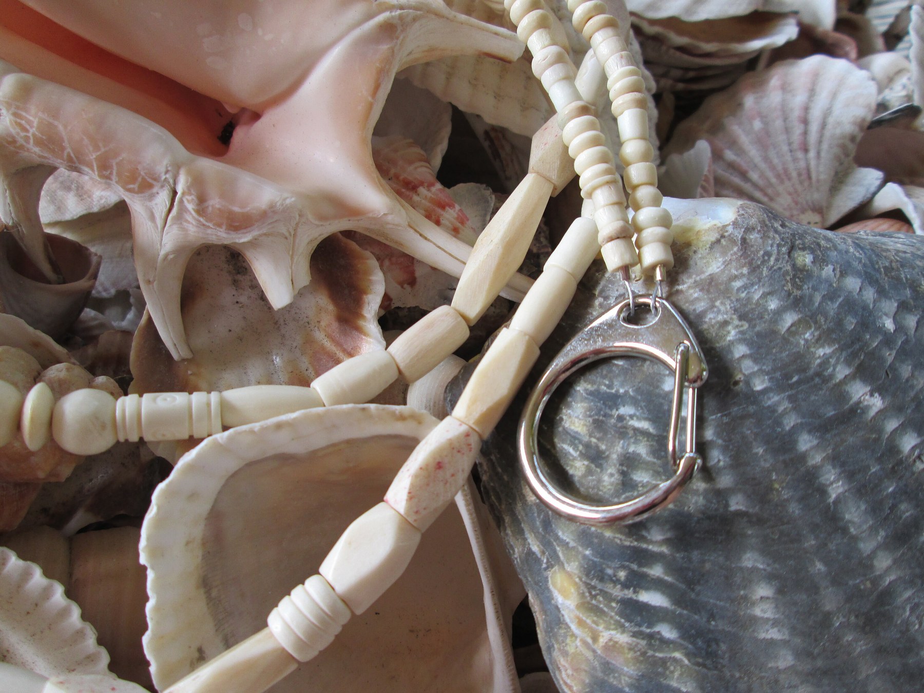 Lanyard, beige bone bead lanyard, 719, detail 3