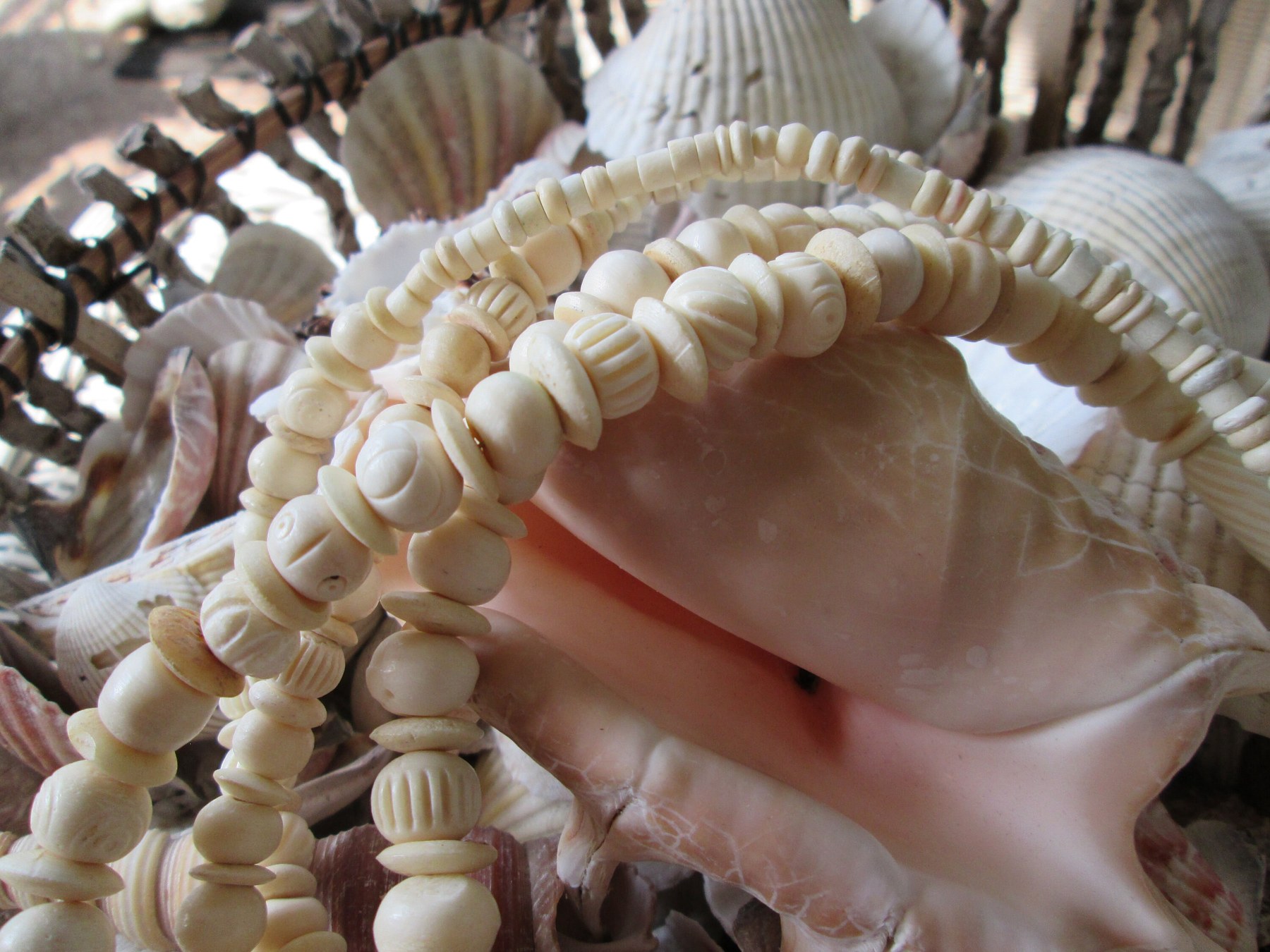 Lanyard, beige bone bead lanyard, 719, detail 4