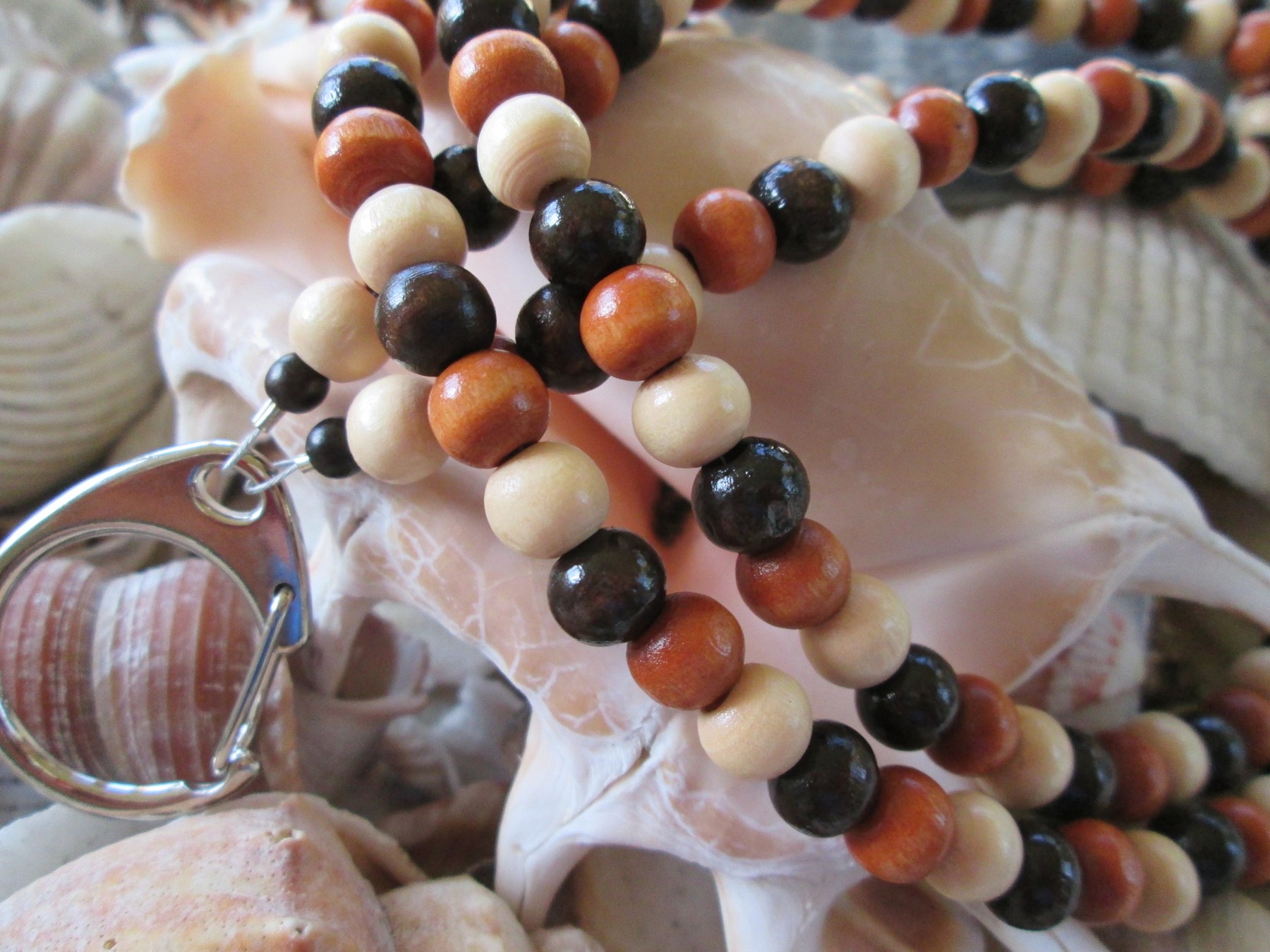 Wood multi color 8mm bead lanyard, 734, detail 2
