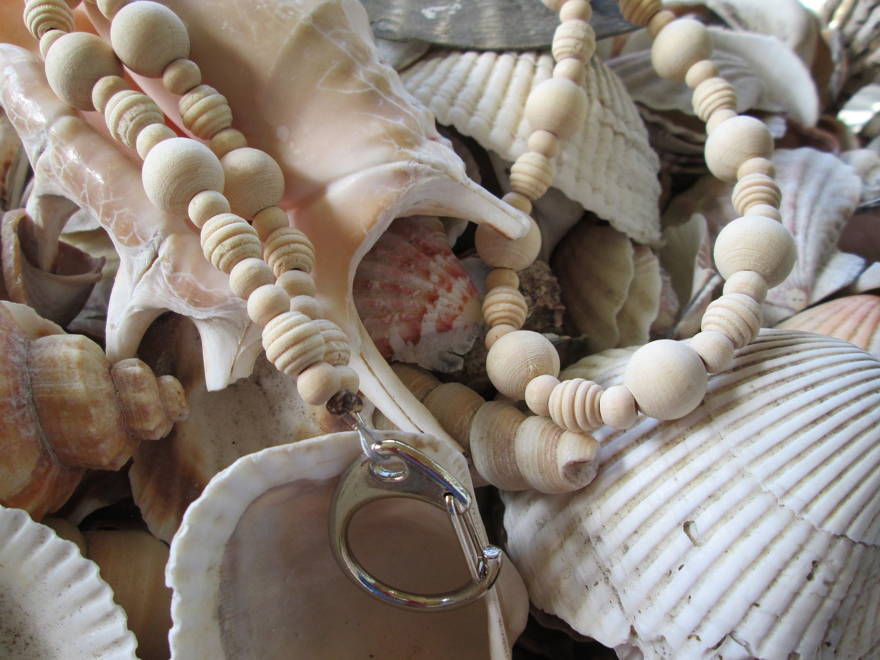 Lanyard, wood bead mix lanyard, 747, detail 2