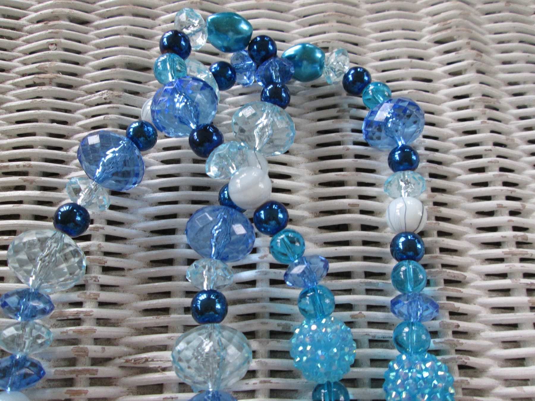 Lanyard, Blue Multi Glass and Acrylic Bead Mix Lanyard, 995, detail 4