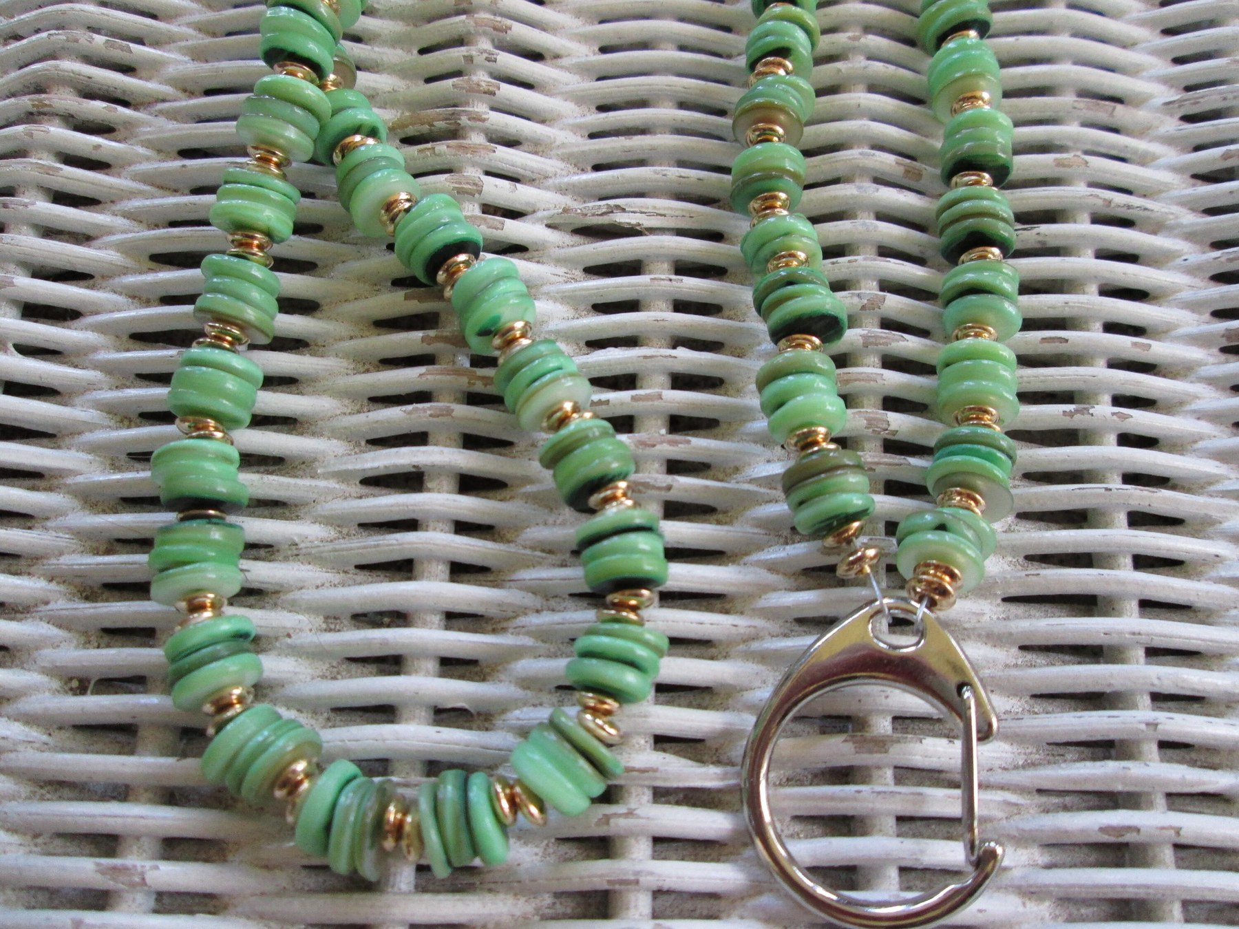 Green shell lanyard, 985, detail 2