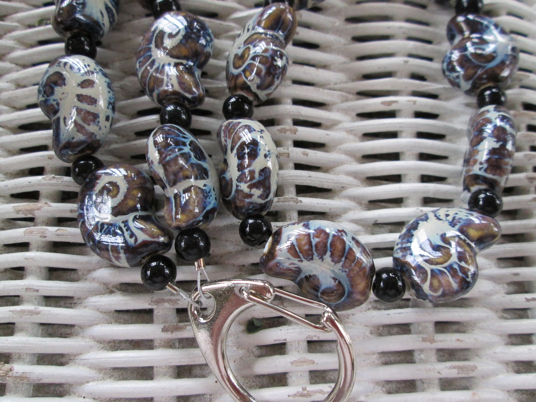 Lanyard, Snail Nautilus beaded lanyard, 996, detail 3