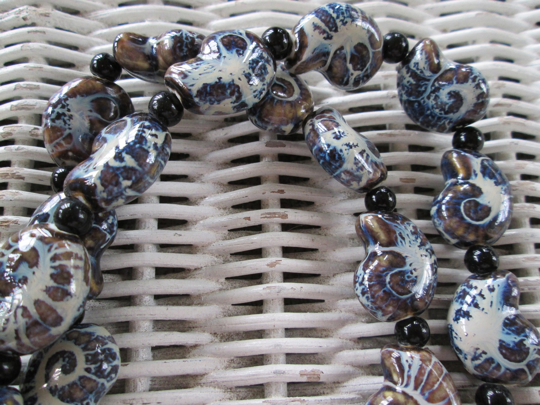 Lanyard, Snail Nautilus beaded lanyard, 996, detail 4