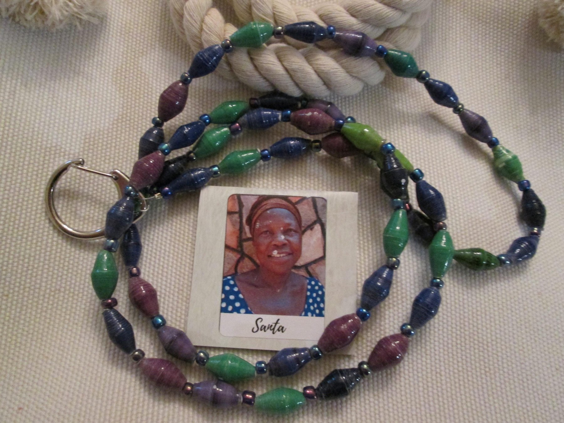 Lanyard, Outreach Uganda Vineyard paper beads, 937, detail 5