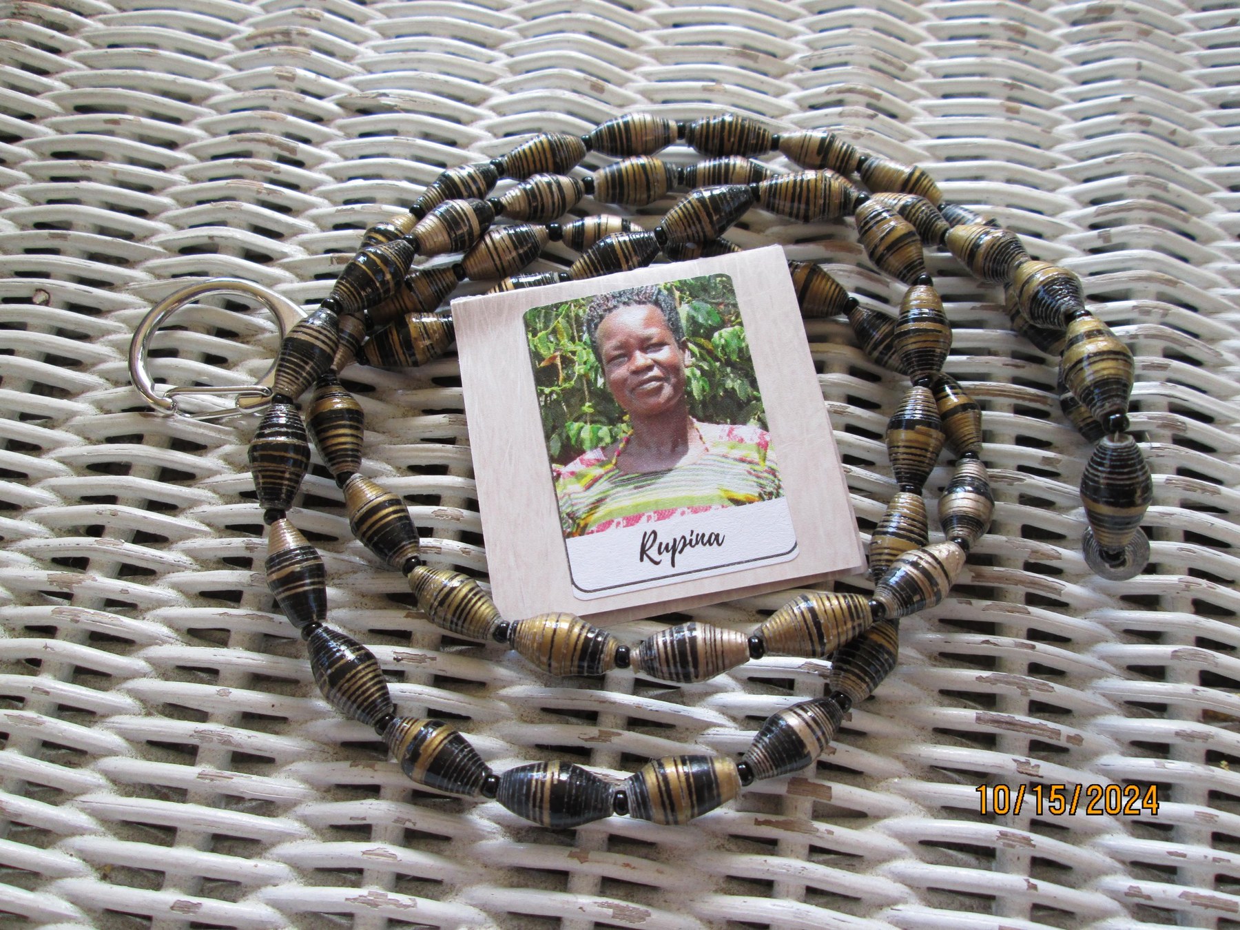 Lanyard, Outreach Uganda Black and Gold Paper Bead Lanyard, 167, detail 4