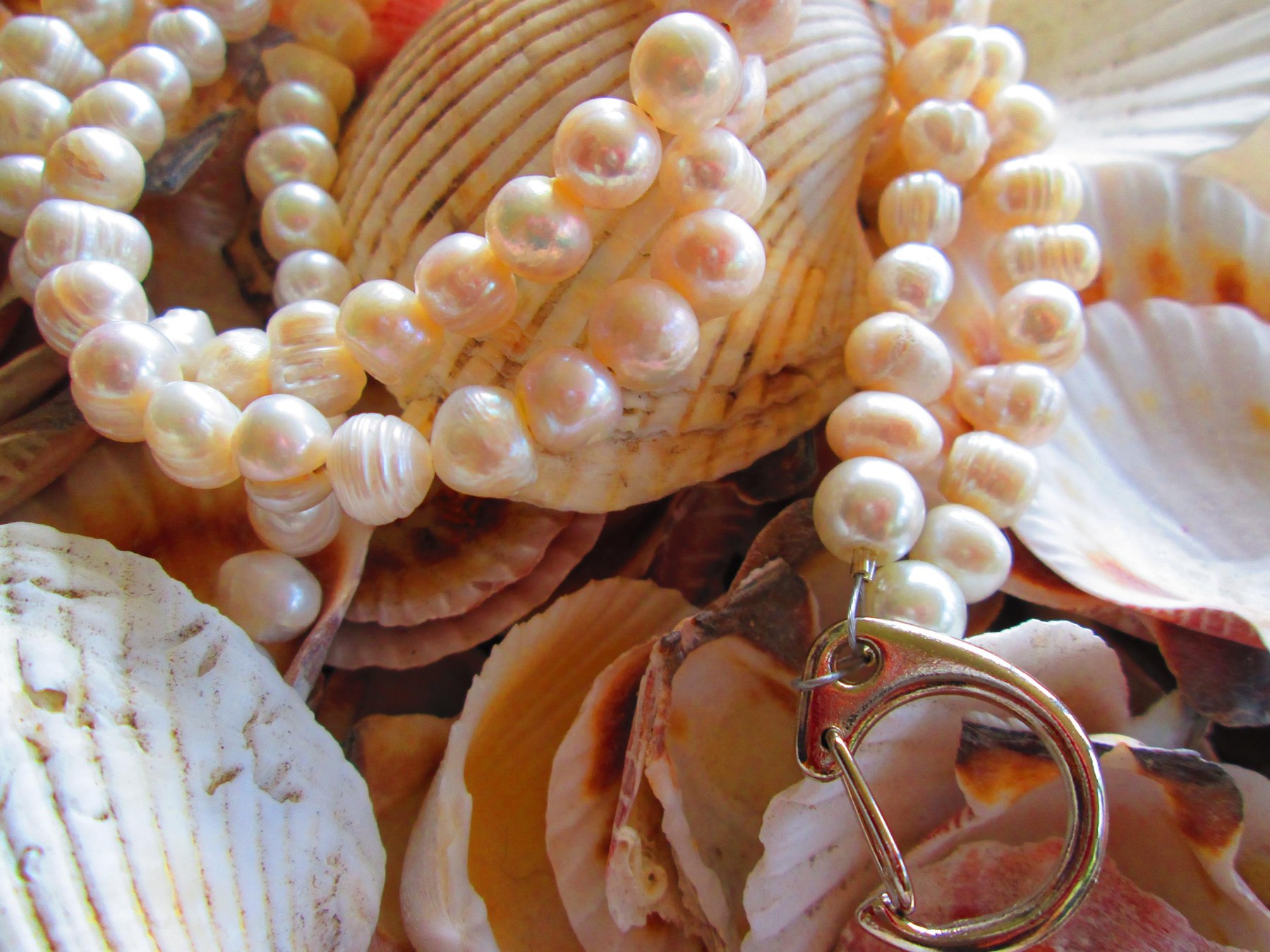 Lanyard, Freshwater Pearl beaded lanyard, 825, detail 2