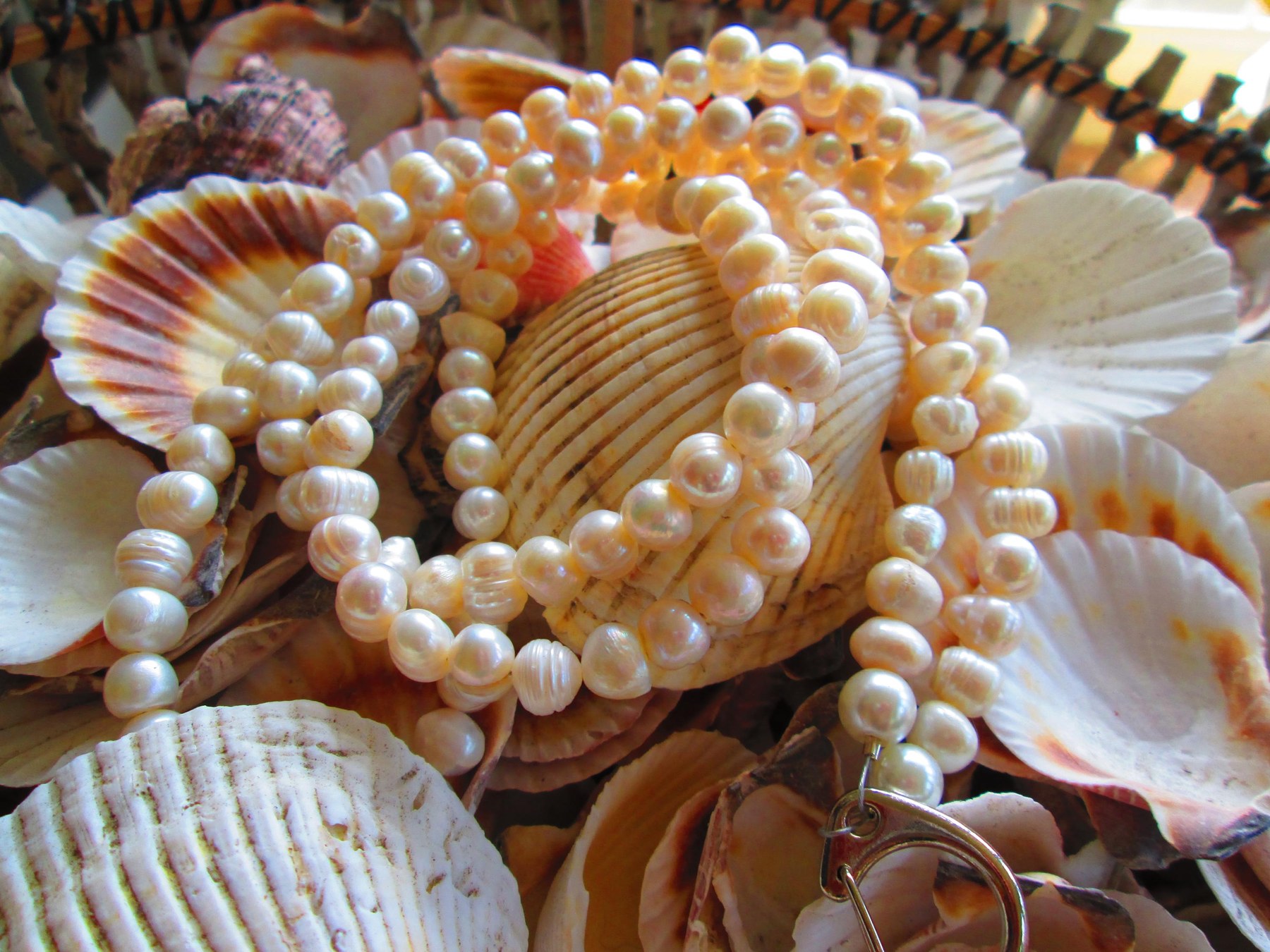 Lanyard, Freshwater Pearl beaded lanyard, 825, detail 4