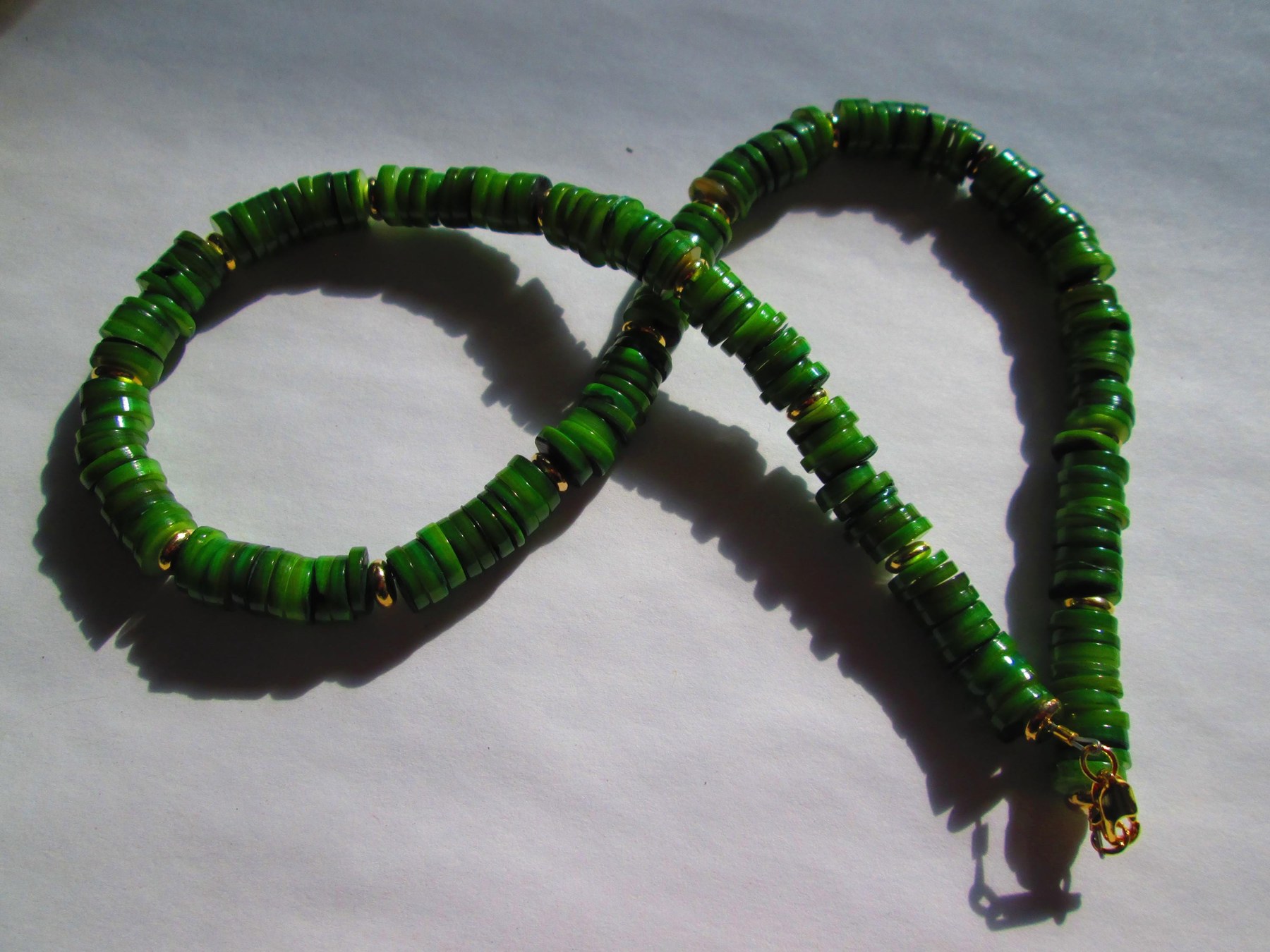 Natural Green Heishi 8mm Shell Handmade necklace, 1306