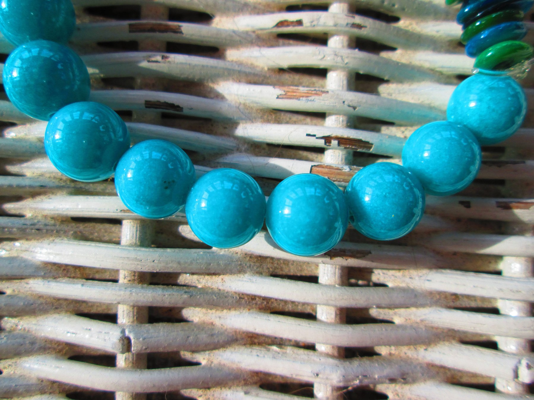 Turquoise Aqua Shell Rondelle Beaded Bracelet, Natural Shell Stretch Bracelet, Handmade Beach Jewelry, Buy One Get One Free, detail 2