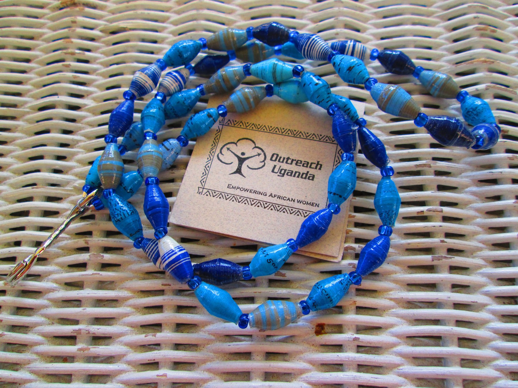 Lanyard, Outreach Uganda Blue Mix paper bead lanyard, 967, detail 2
