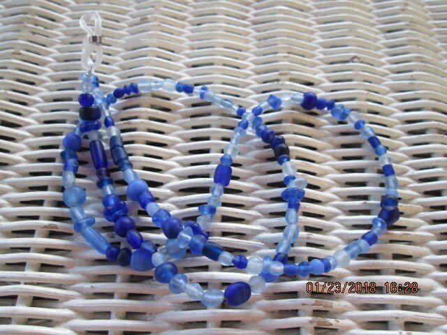 Blue Beaded Eyeglass Chain: Handmade Glass Bead Wirem 1011, detail 3