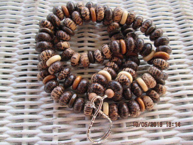 Lanyard, Wood Beaded Lanyard, 730, detail 3