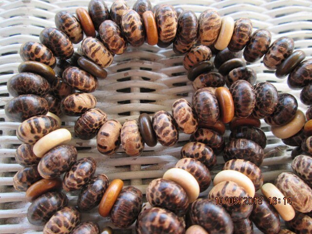 Lanyard, Wood Beaded Lanyard, 730, detail 4