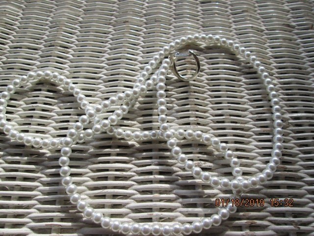 White Glass 6mm Pearl Beaded Lanyard: ID Badge, 759