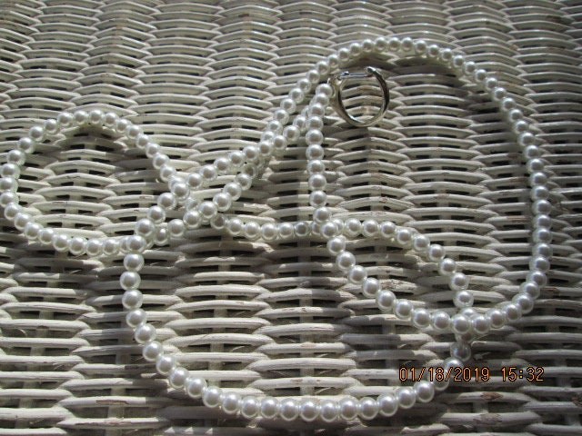 White Glass 6mm Pearl Beaded Lanyard: ID Badge, 759, detail 2