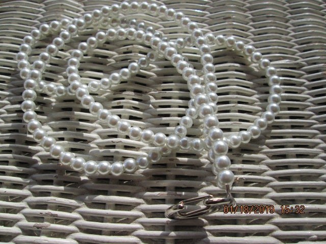 White Glass 6mm Pearl Beaded Lanyard: ID Badge, 759, detail 4
