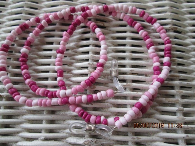 Handmade Pink Beaded Eyeglass Chain: Glass Seed Beads, 1038