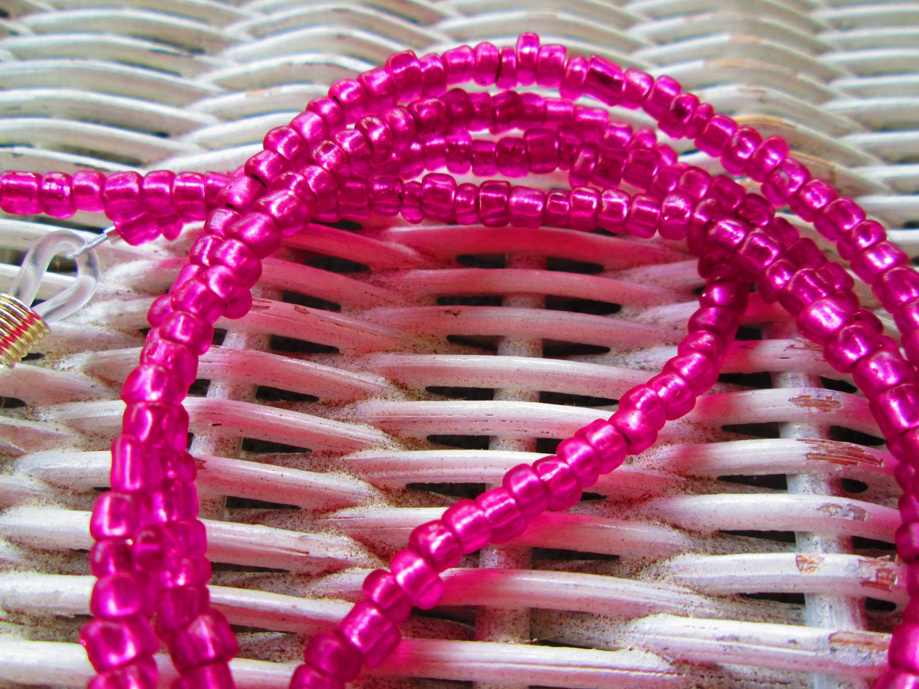 Pink Beaded Eyeglass Chain: Glass Seed Beads, 1027?, detail 2