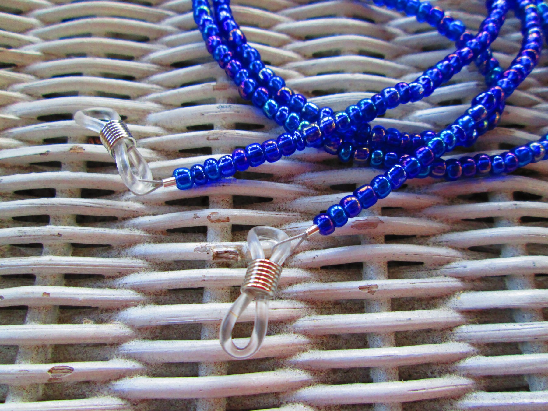 Sapphire Rainbow Glass Seed Bead Eyeglass Chain, Handmade, 1096, detail 2