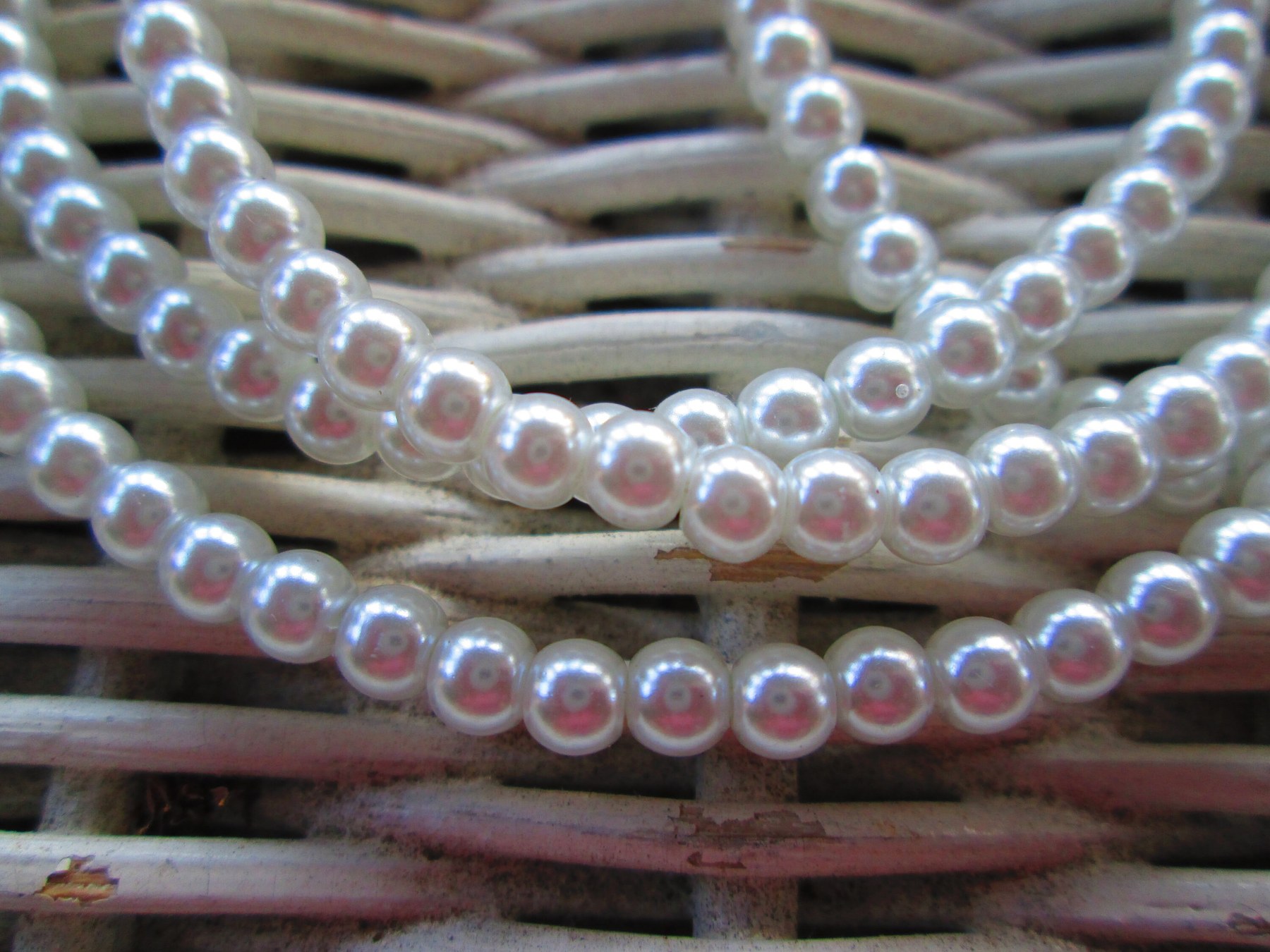 Eyeglass Chain, White glass 4mm round pearl, 1088, detail 5