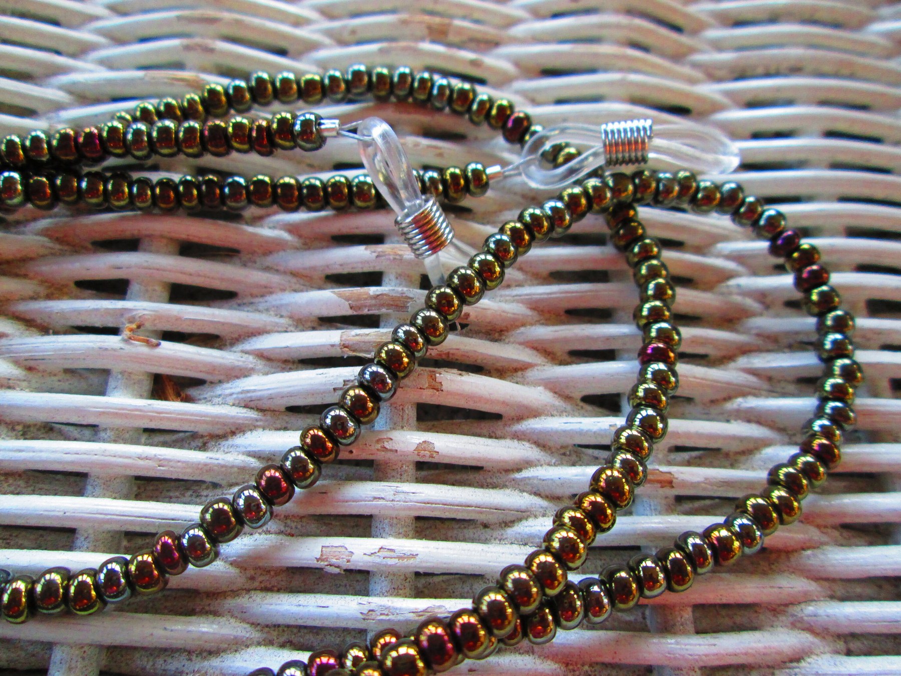 Eyeglass Chain, brown iris 6/0 Czech glass E-beads, 1200, detail 3