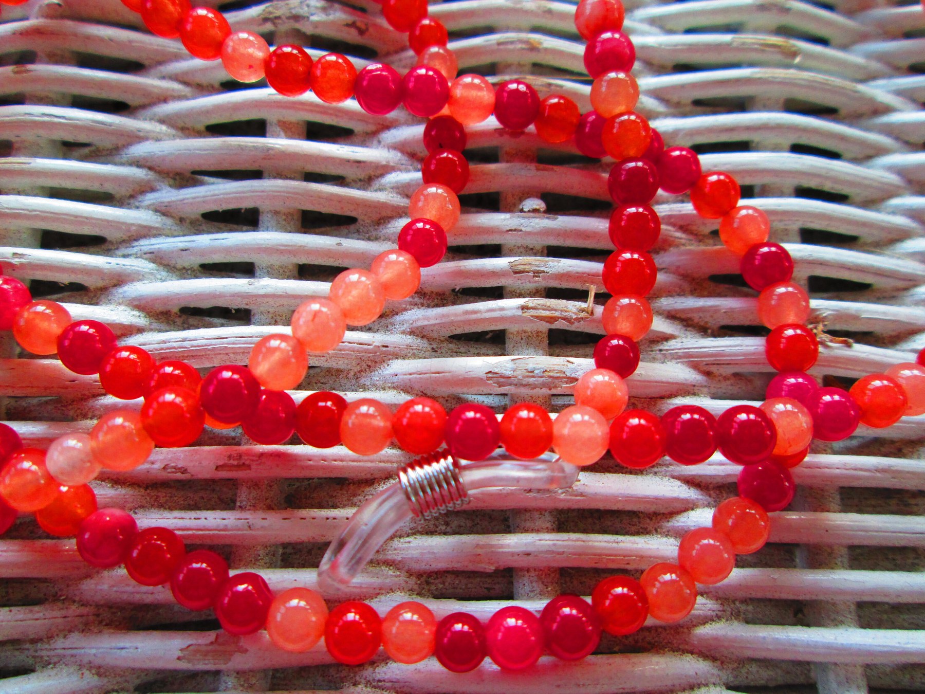 Orange quartzite 4mm stone beads, 1094, detail 3